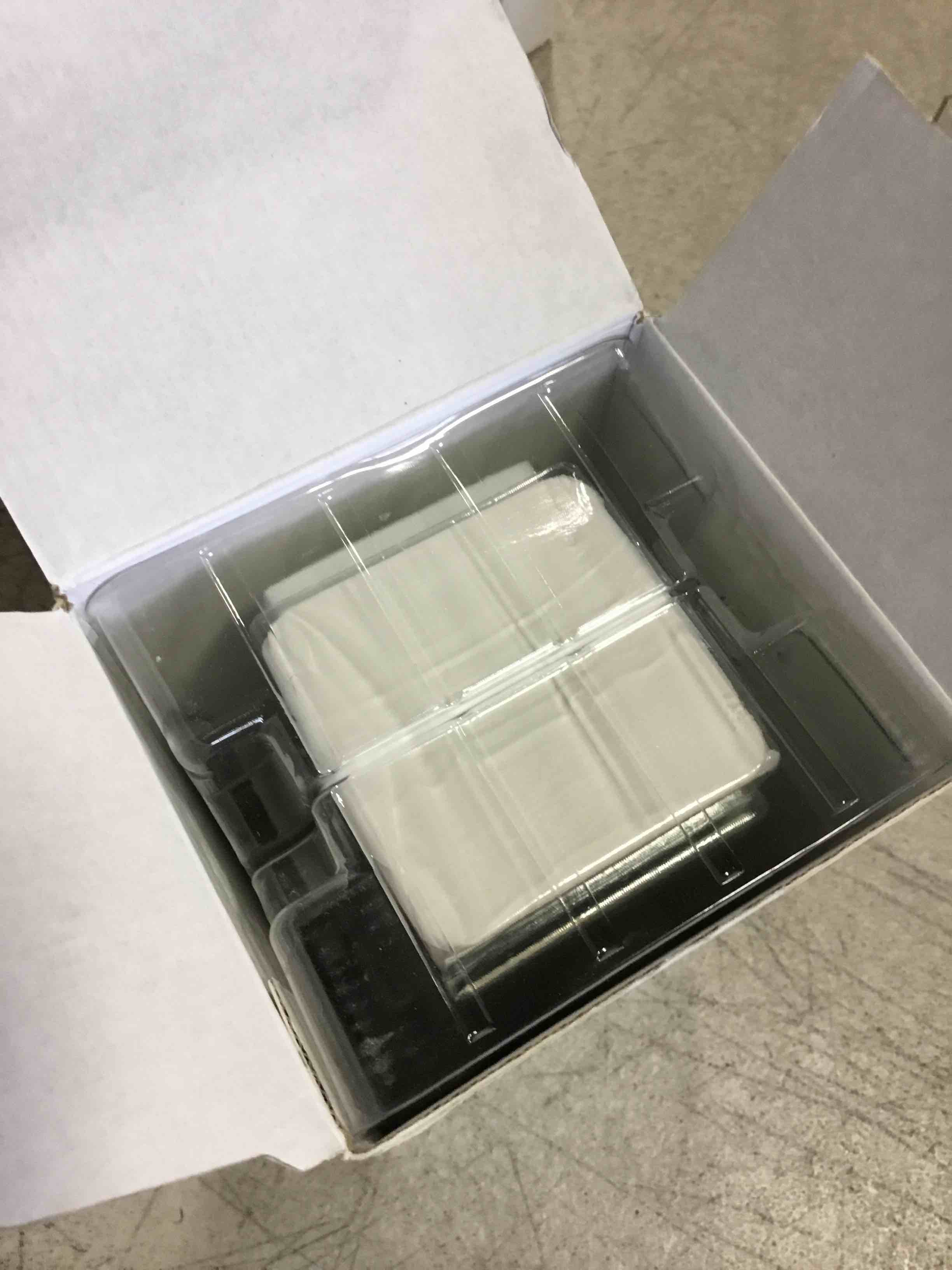 https://s3.amazonaws.com/lotting-images-prod/bidfta/TEA2117598_1738779084961.jpeg