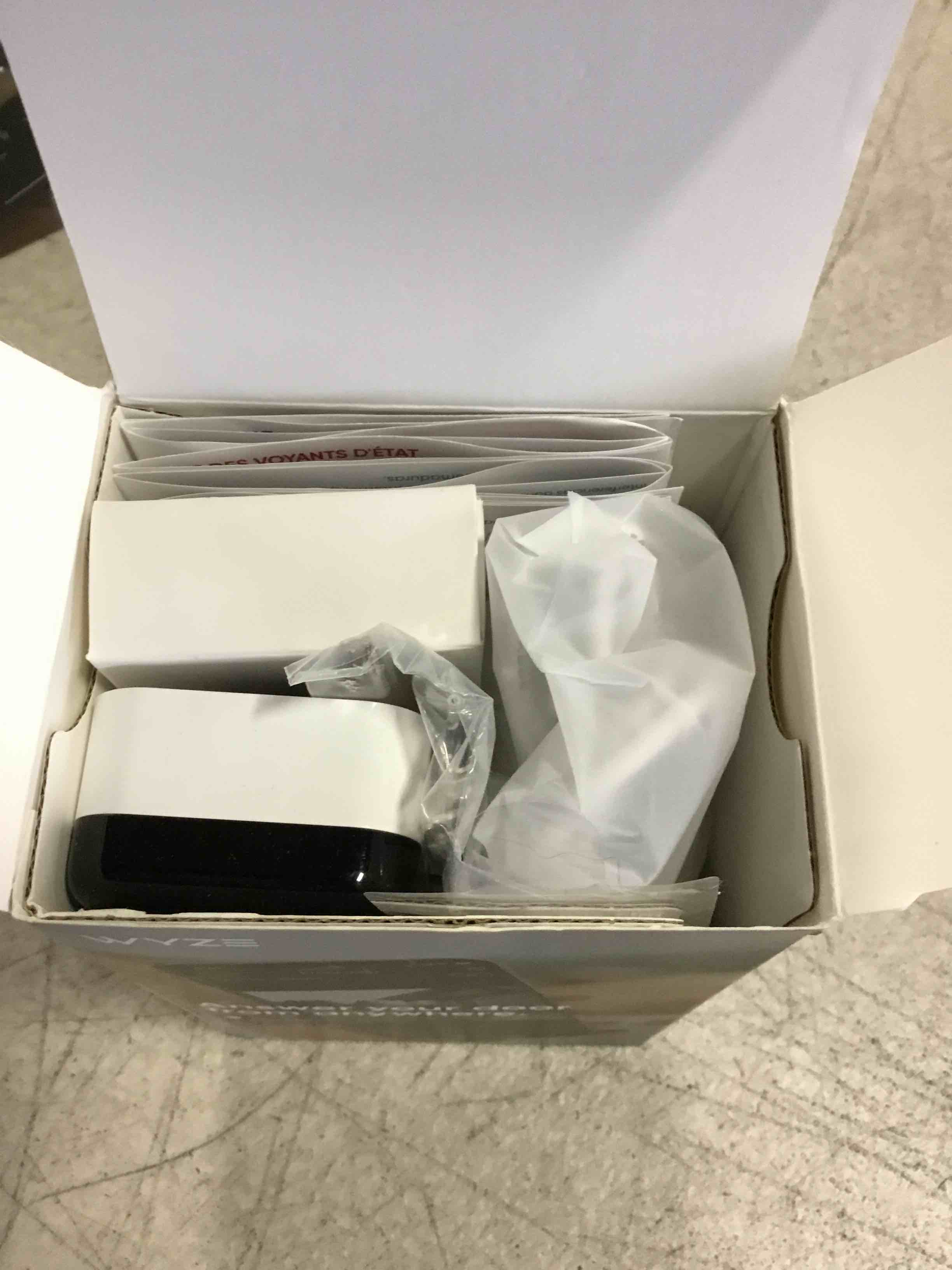 https://s3.amazonaws.com/lotting-images-prod/bidfta/TEA2117641_1738784328665.jpeg