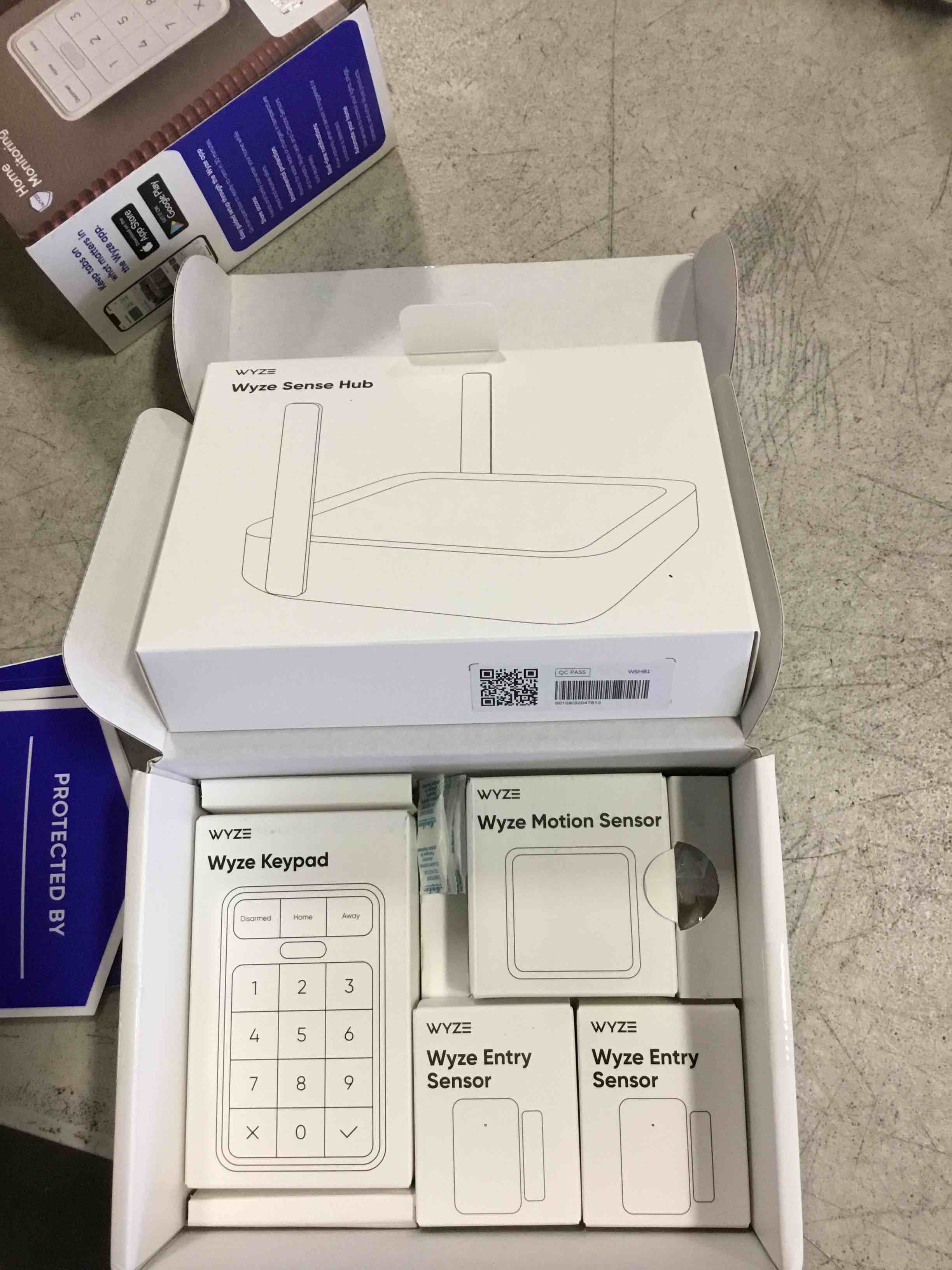 https://s3.amazonaws.com/lotting-images-prod/bidfta/TEA2117647_1738785388546.jpeg