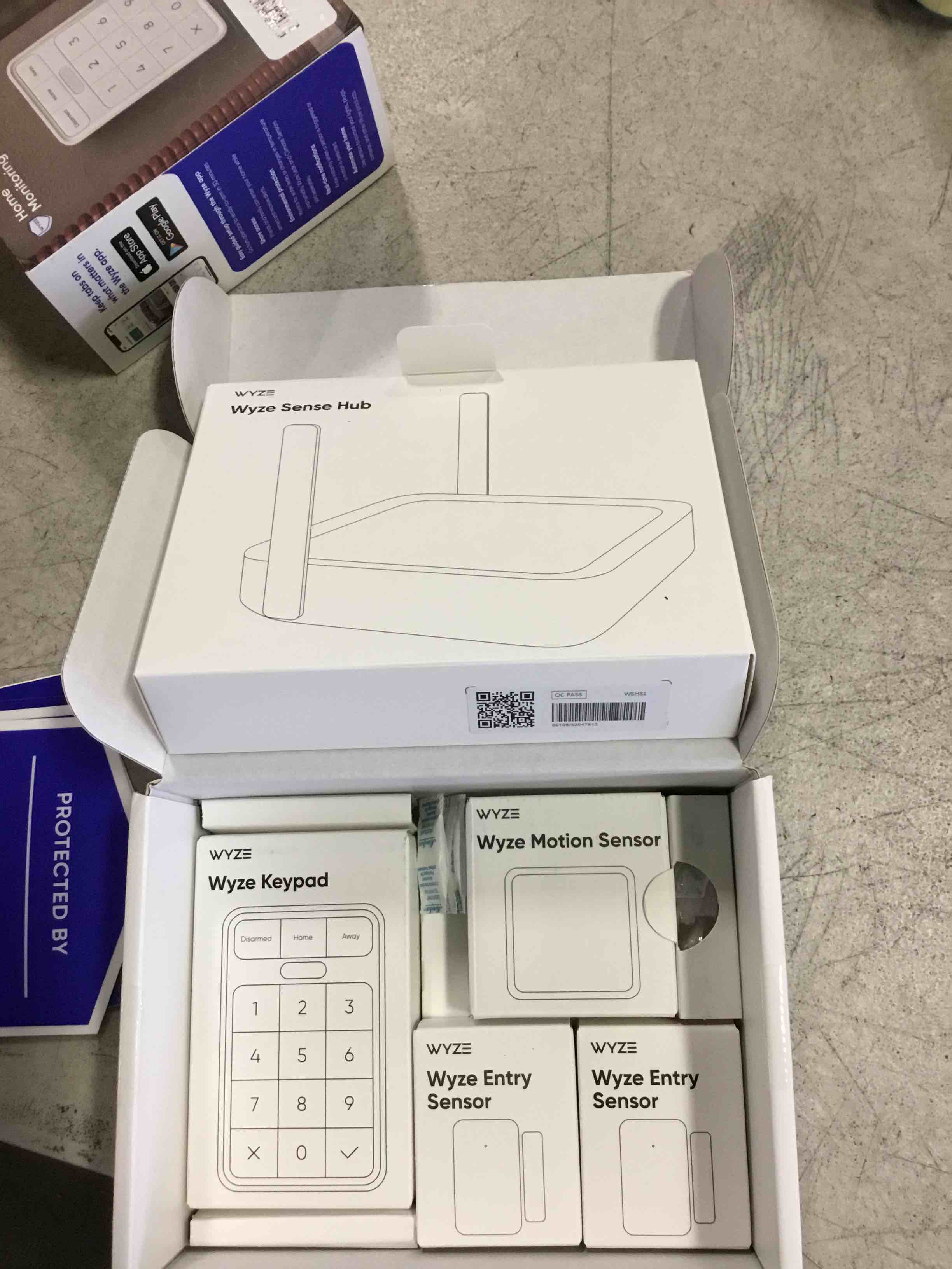 https://s3.amazonaws.com/lotting-images-prod/bidfta/TEA2117647_1738785389968.jpeg