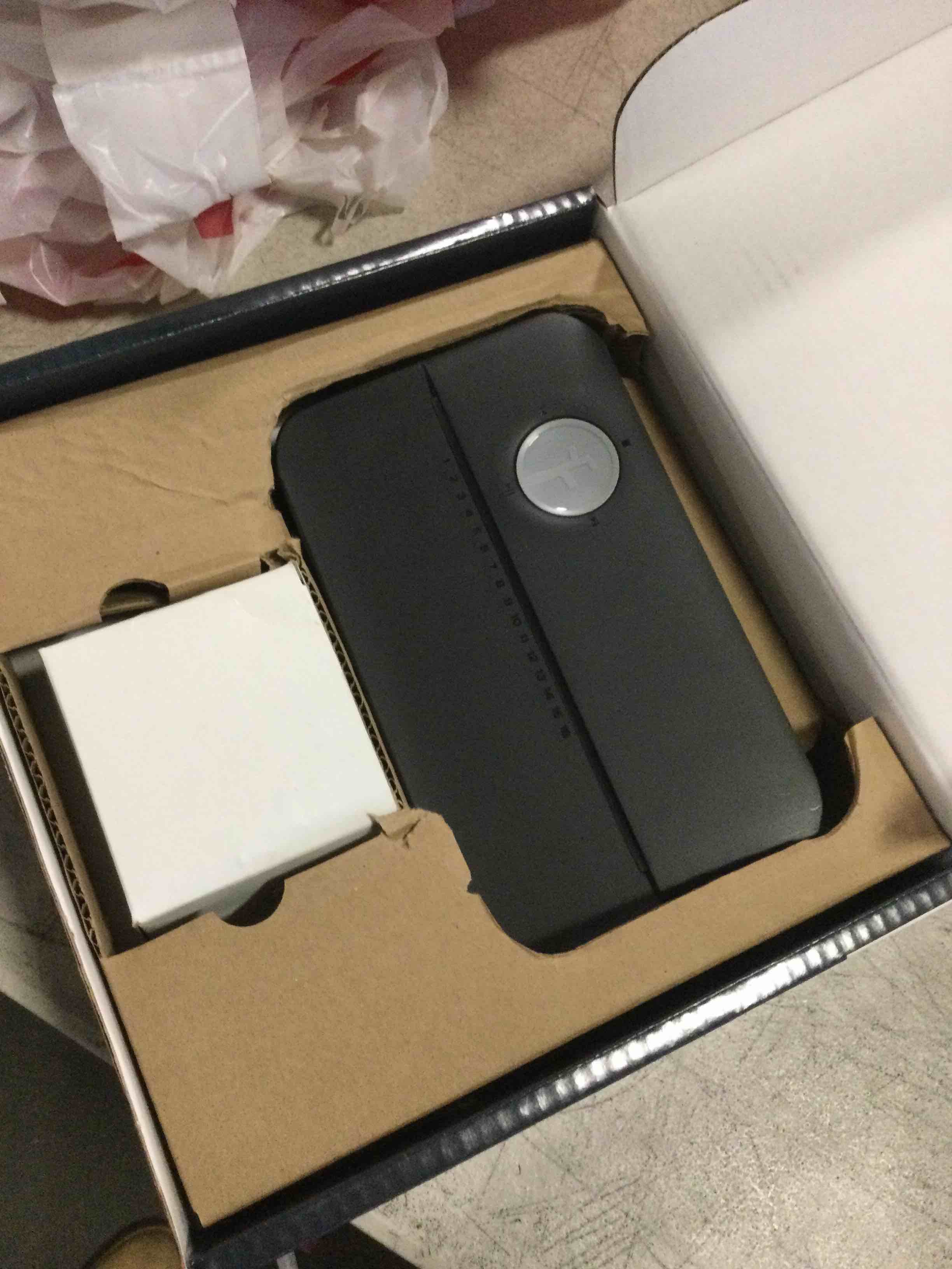 https://s3.amazonaws.com/lotting-images-prod/bidfta/TEA2117716_1738850857556.jpeg