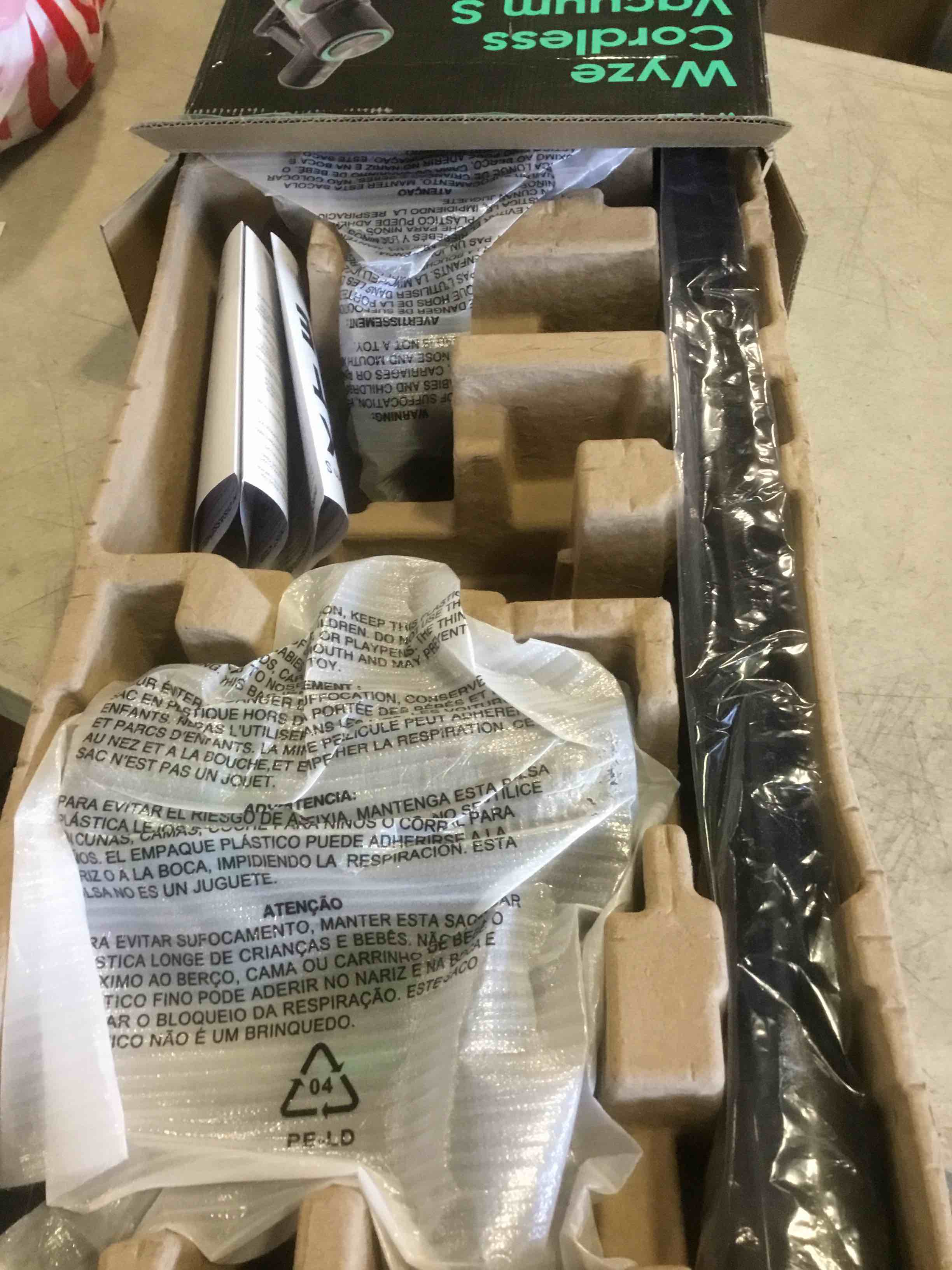 https://s3.amazonaws.com/lotting-images-prod/bidfta/TEA2118003_1738942080801.jpeg