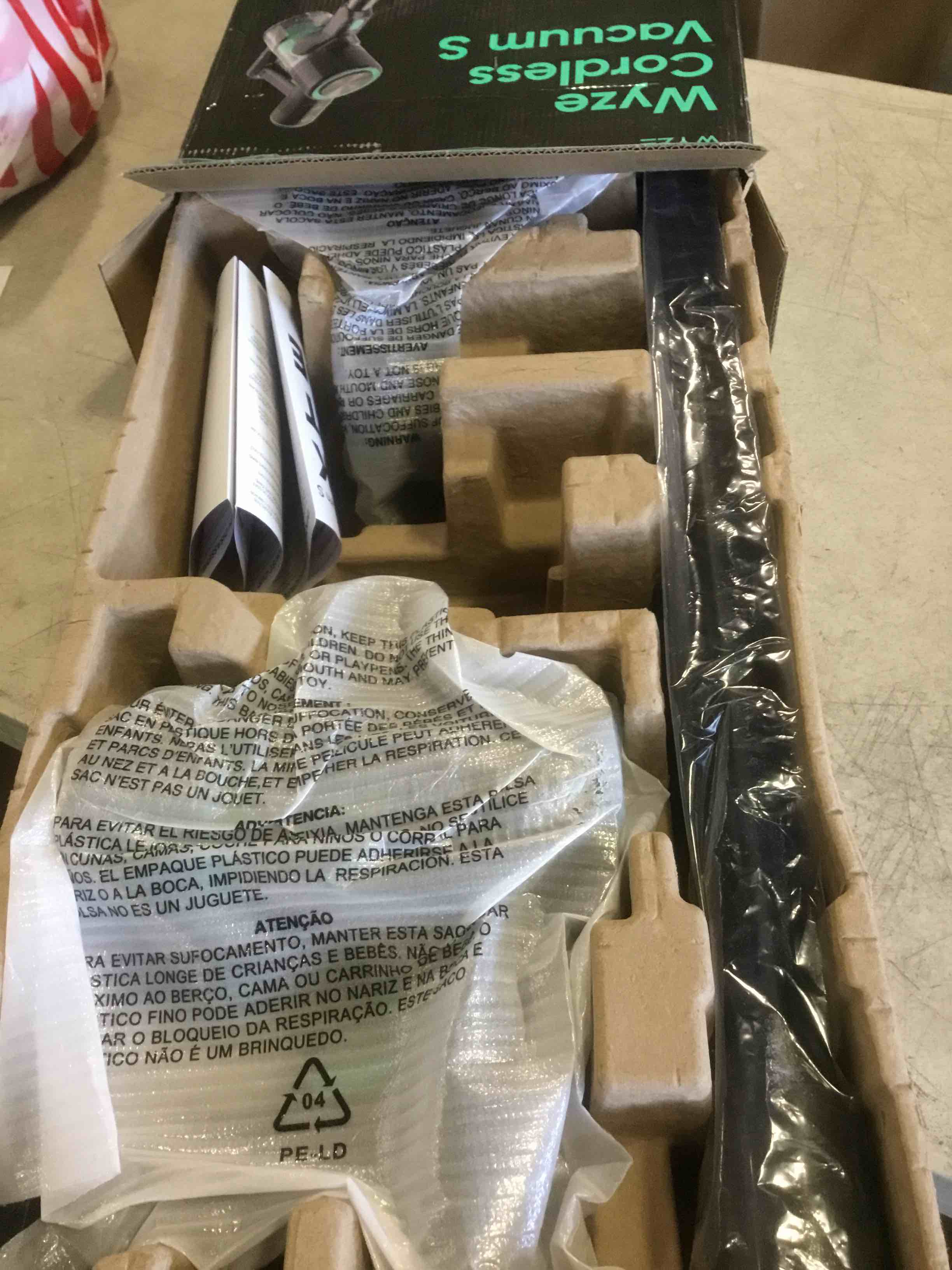 https://s3.amazonaws.com/lotting-images-prod/bidfta/TEA2118003_1738942084006.jpeg