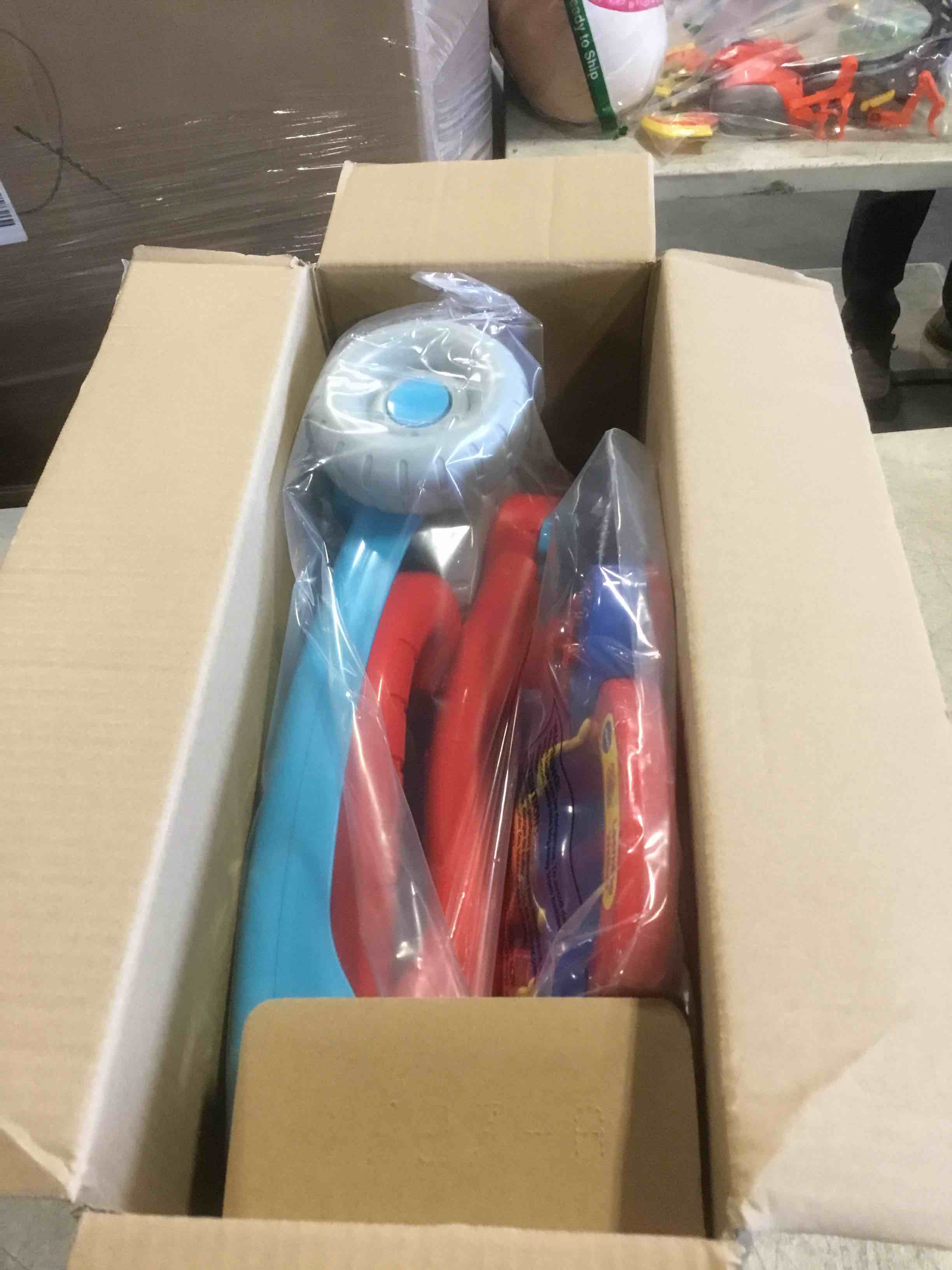 https://s3.amazonaws.com/lotting-images-prod/bidfta/TEA2118098_1739195818913.jpeg