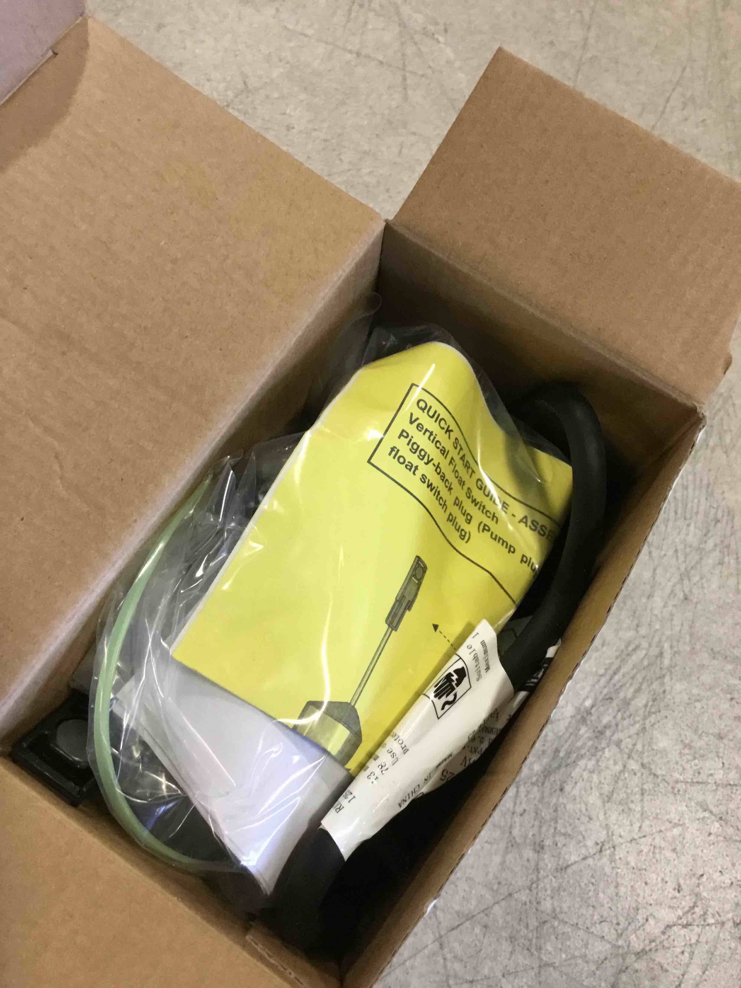 https://s3.amazonaws.com/lotting-images-prod/bidfta/TEA2118697_1739544968239.jpeg