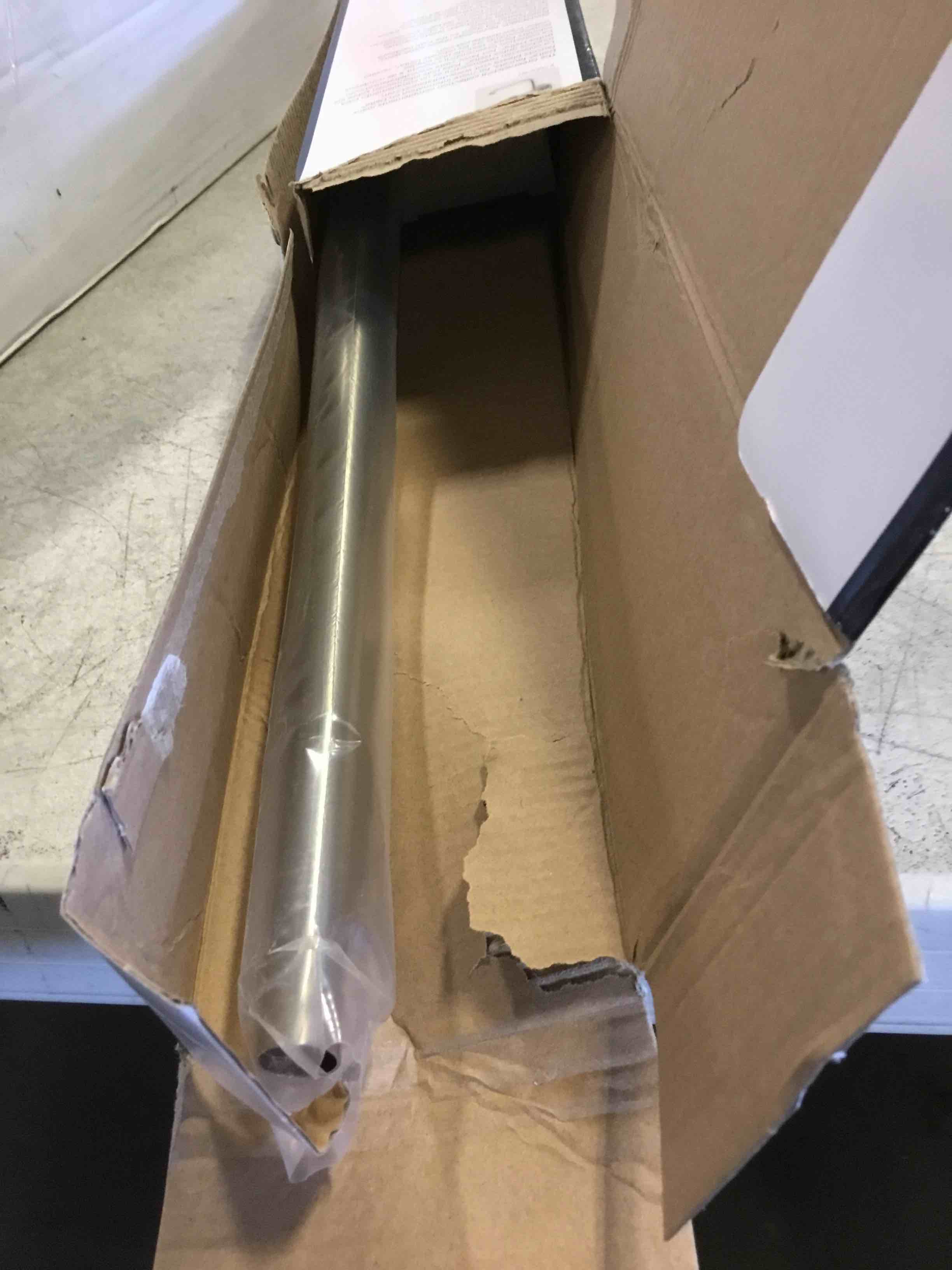 https://s3.amazonaws.com/lotting-images-prod/bidfta/TEA2118726_1739551263172.jpeg