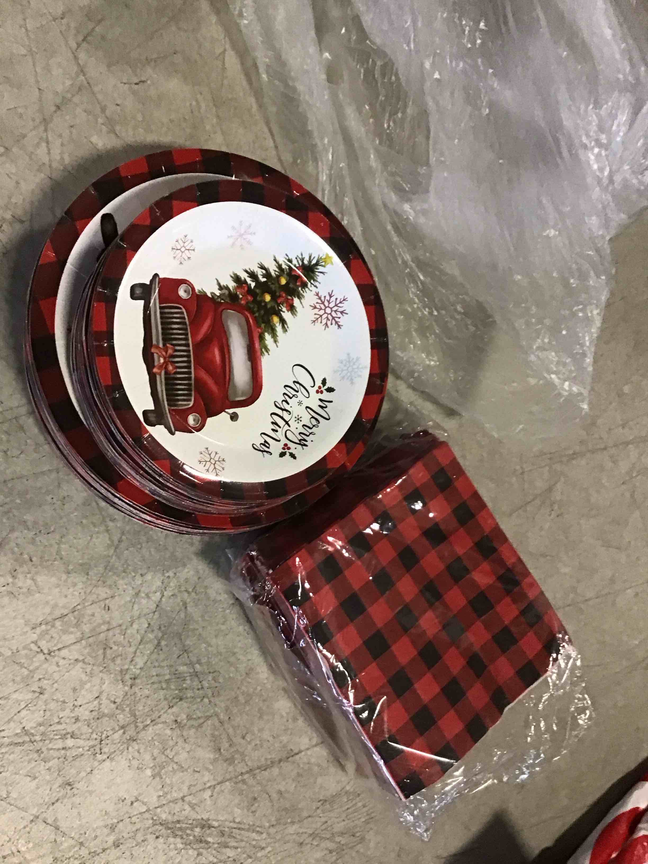 https://s3.amazonaws.com/lotting-images-prod/bidfta/TEA2118978_1740576560256.jpeg