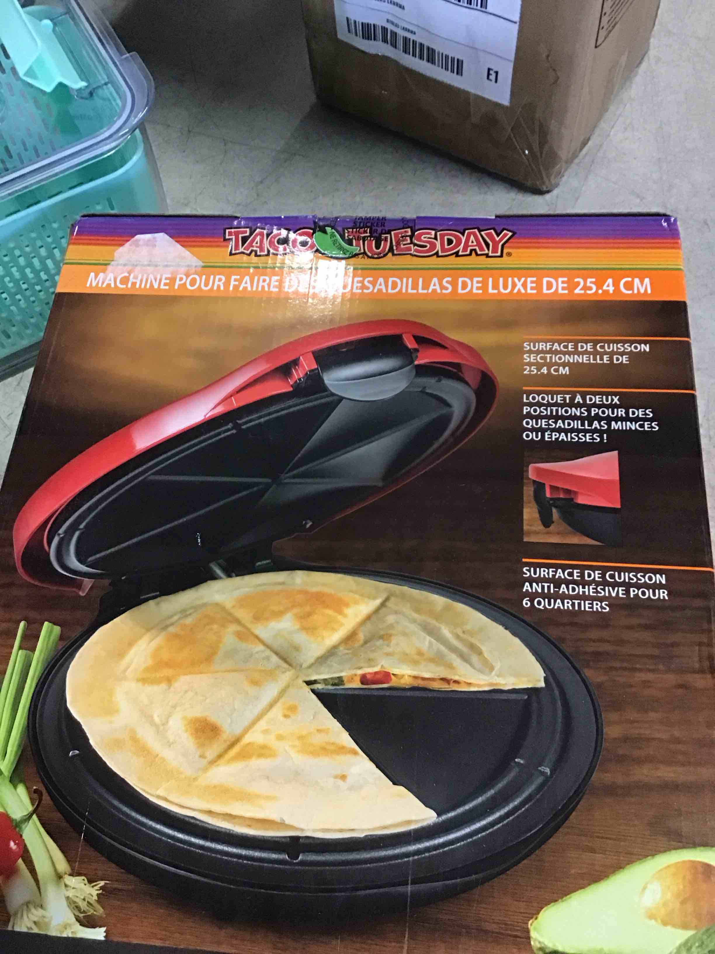 https://s3.amazonaws.com/lotting-images-prod/bidfta/TEA2118979_1740576903448.jpeg