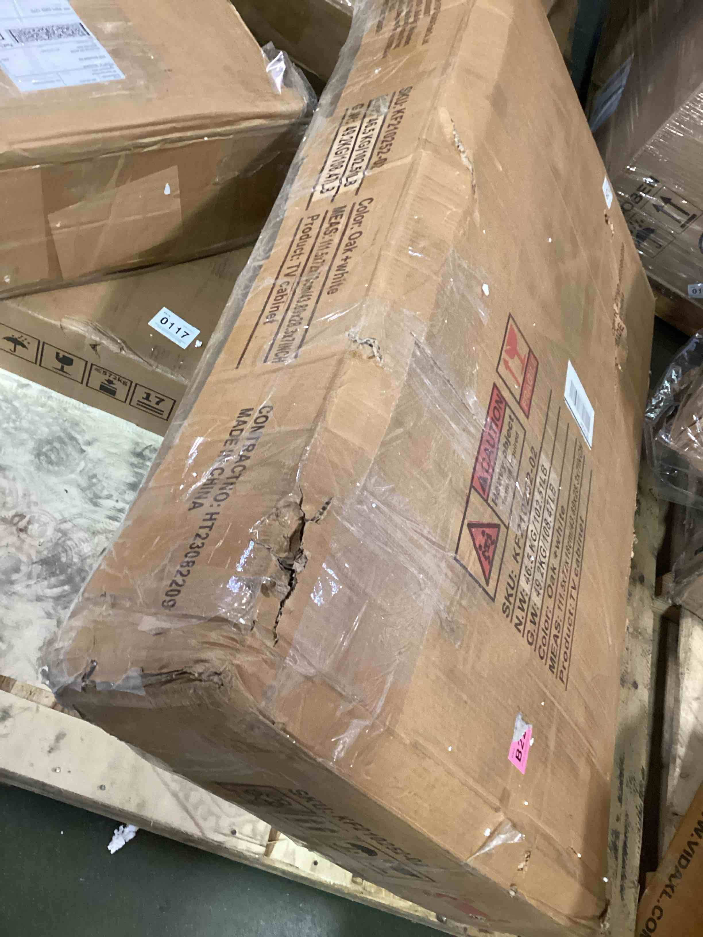https://s3.amazonaws.com/lotting-images-prod/bidfta/TEA2120470_1740587292975.jpeg