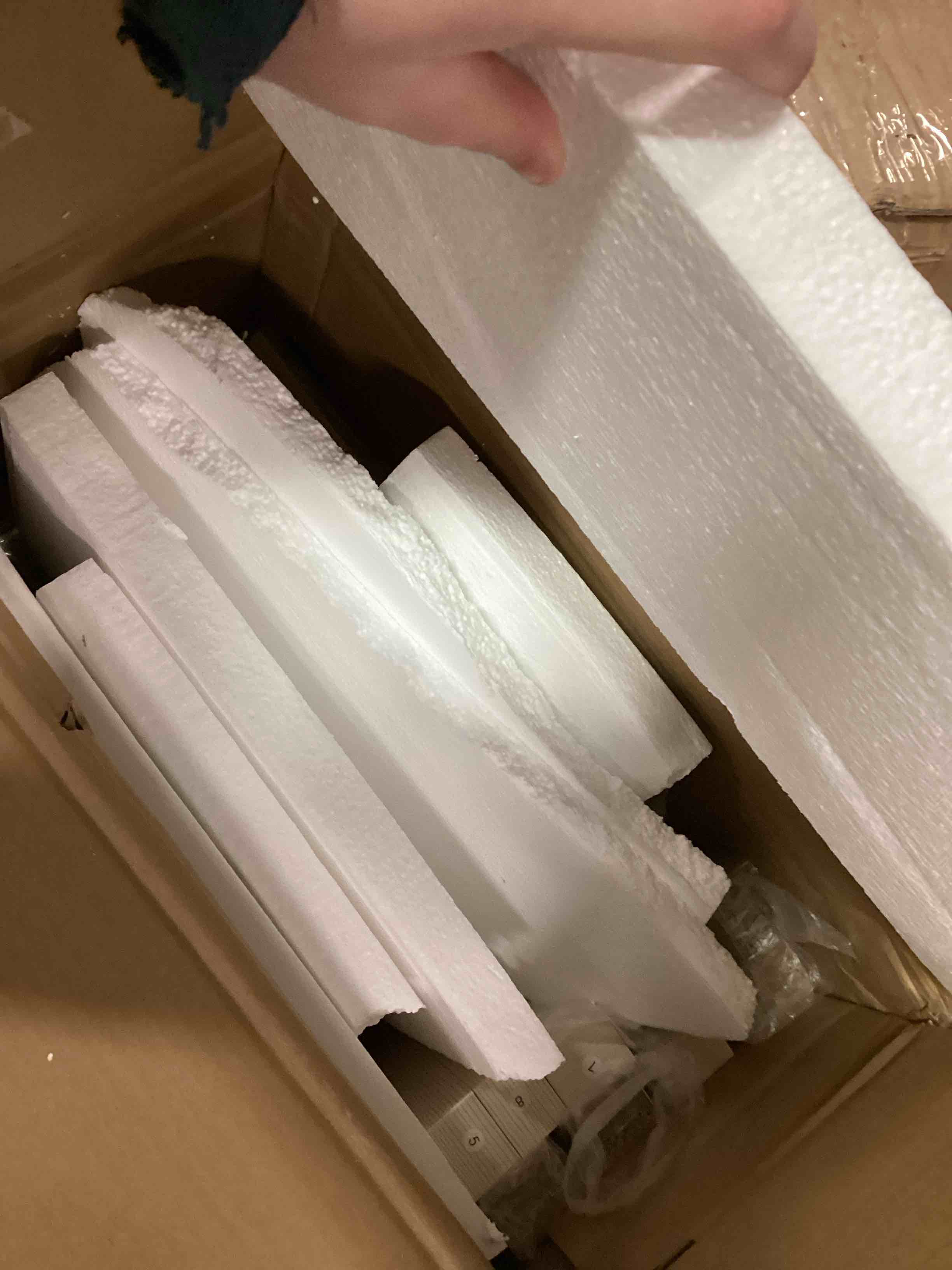 https://s3.amazonaws.com/lotting-images-prod/bidfta/TEA2121230_1741609216166.jpeg