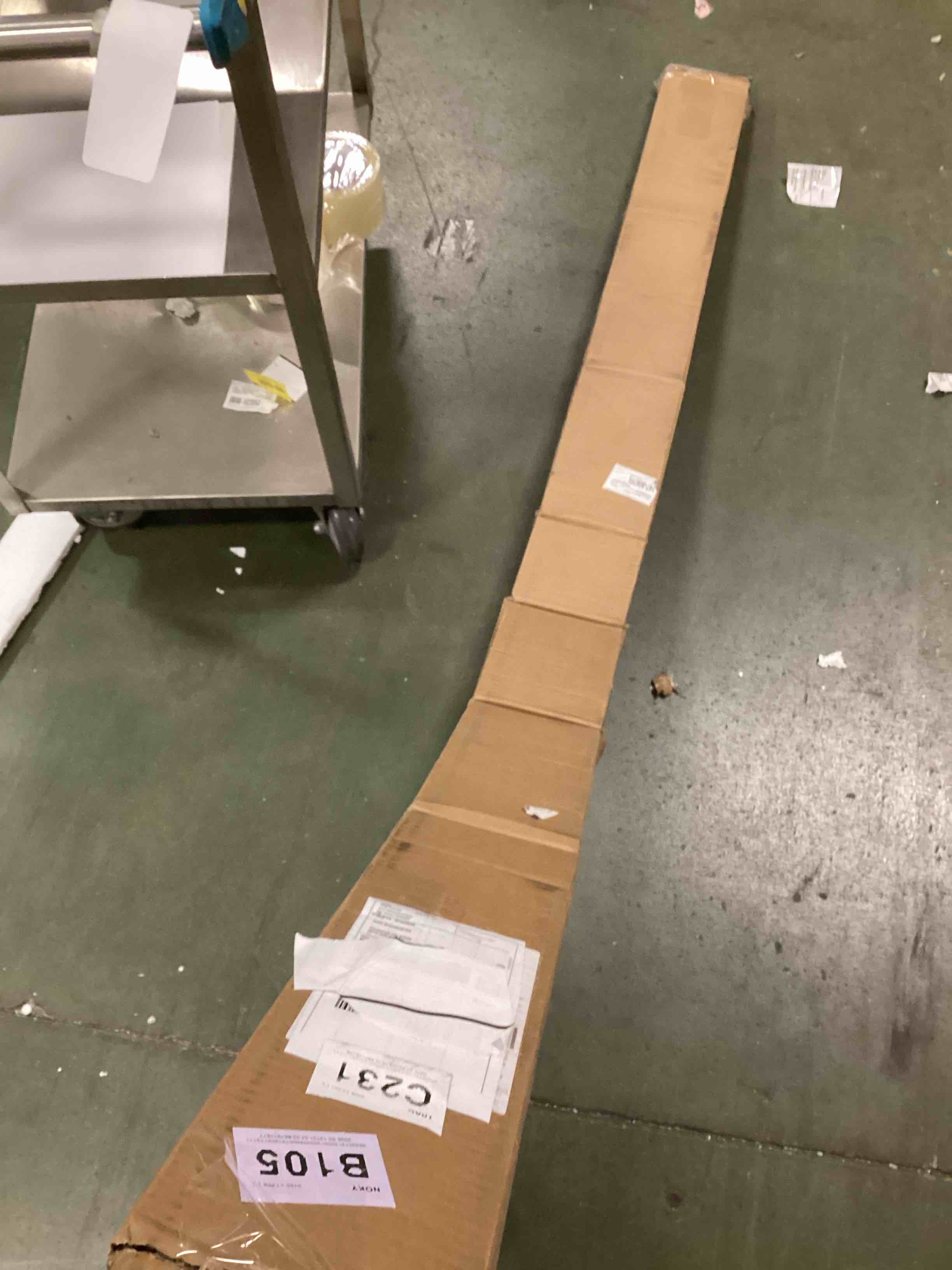 https://s3.amazonaws.com/lotting-images-prod/bidfta/TEA2121778_1742213711214.jpeg