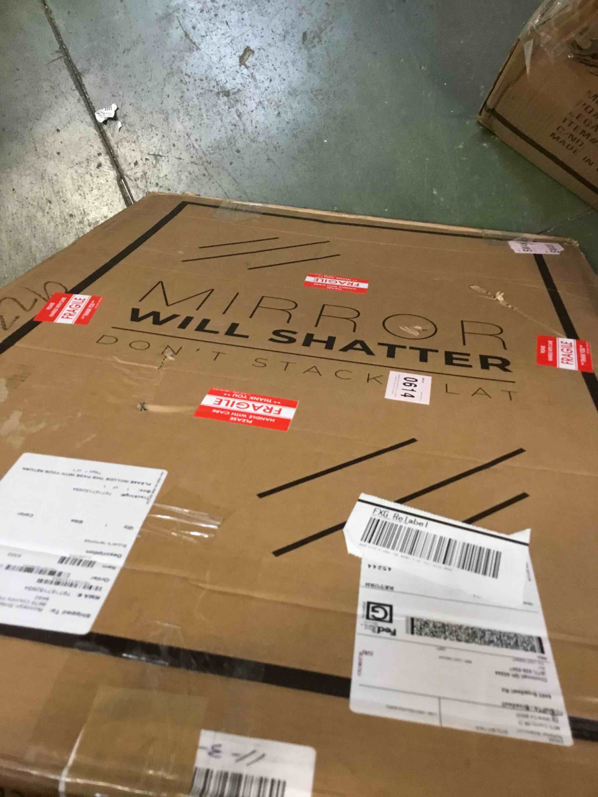 https://s3.amazonaws.com/lotting-images-prod/bidfta/TEA2122482_1740079655573.jpeg