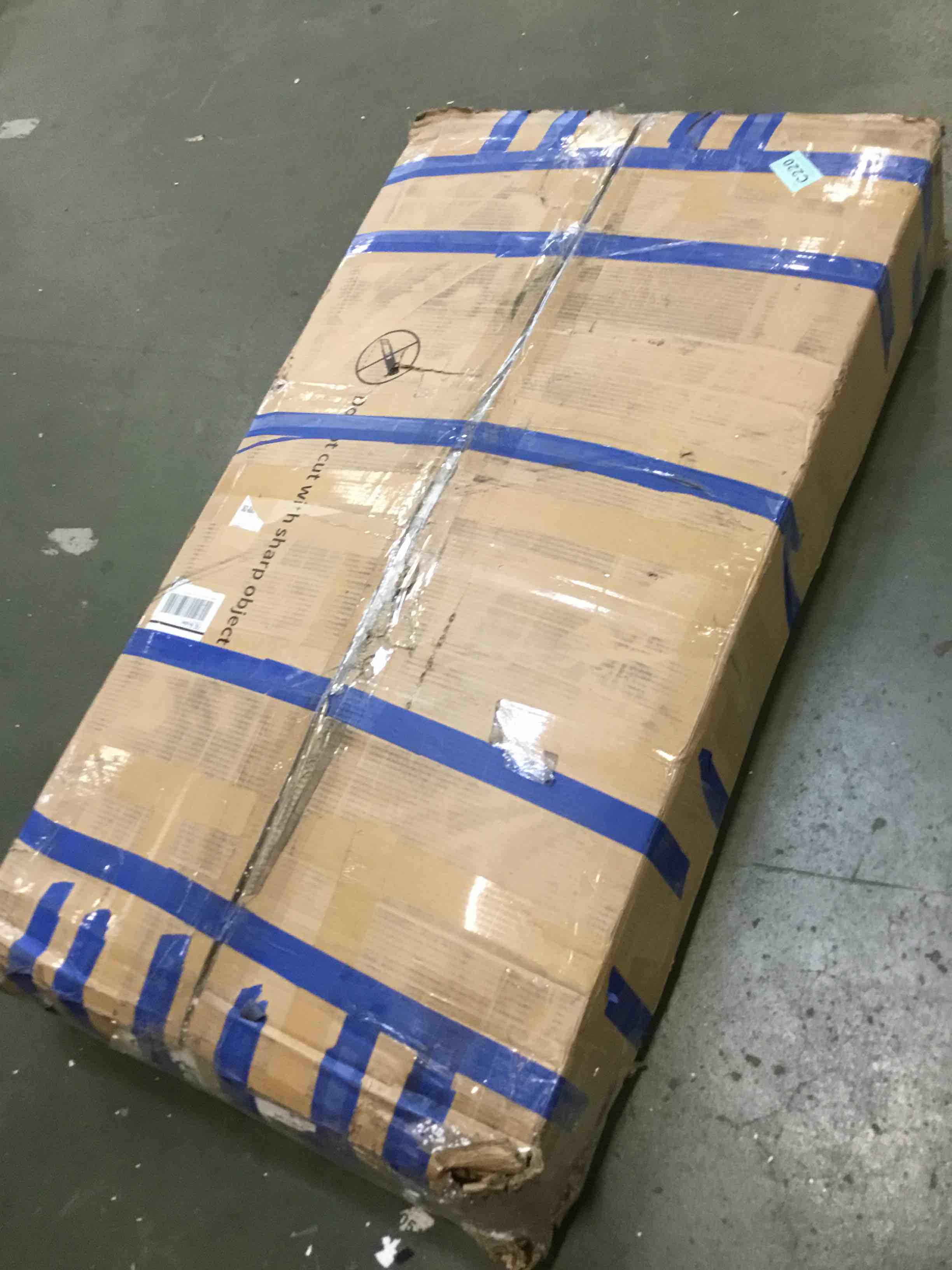 https://s3.amazonaws.com/lotting-images-prod/bidfta/TEA2123302_1741099881390.jpeg