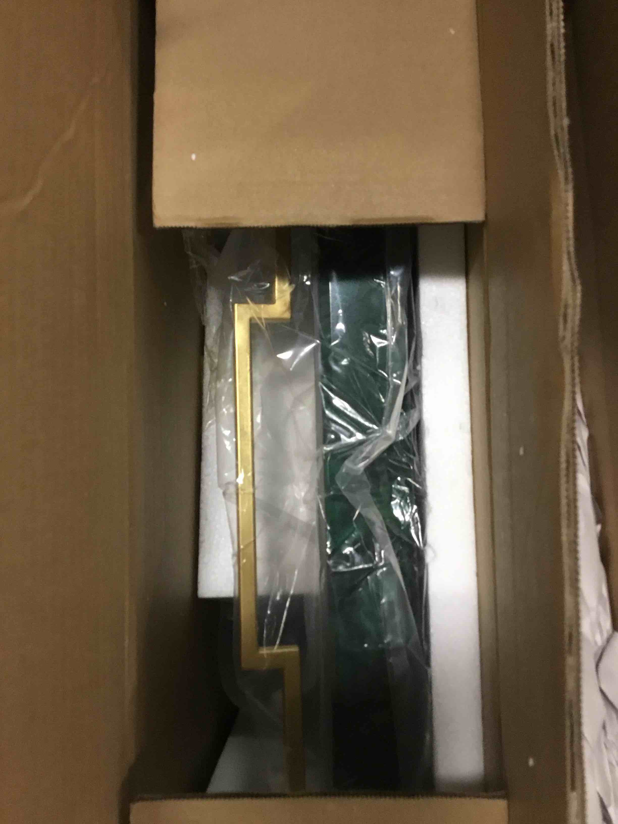 https://s3.amazonaws.com/lotting-images-prod/bidfta/TEA2123465_1741197657102.jpeg