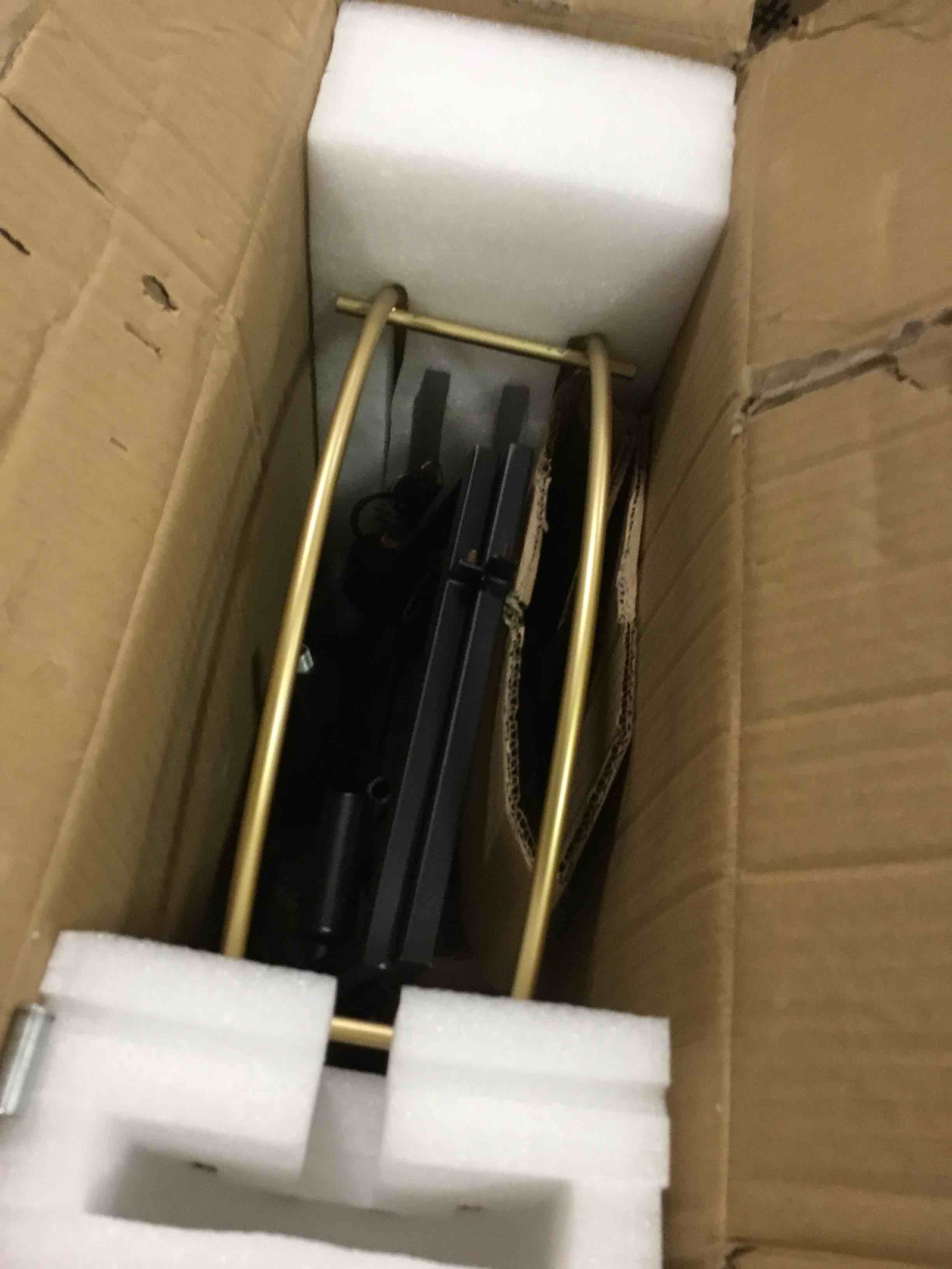 https://s3.amazonaws.com/lotting-images-prod/bidfta/TEA2123647_1741361865135.jpeg