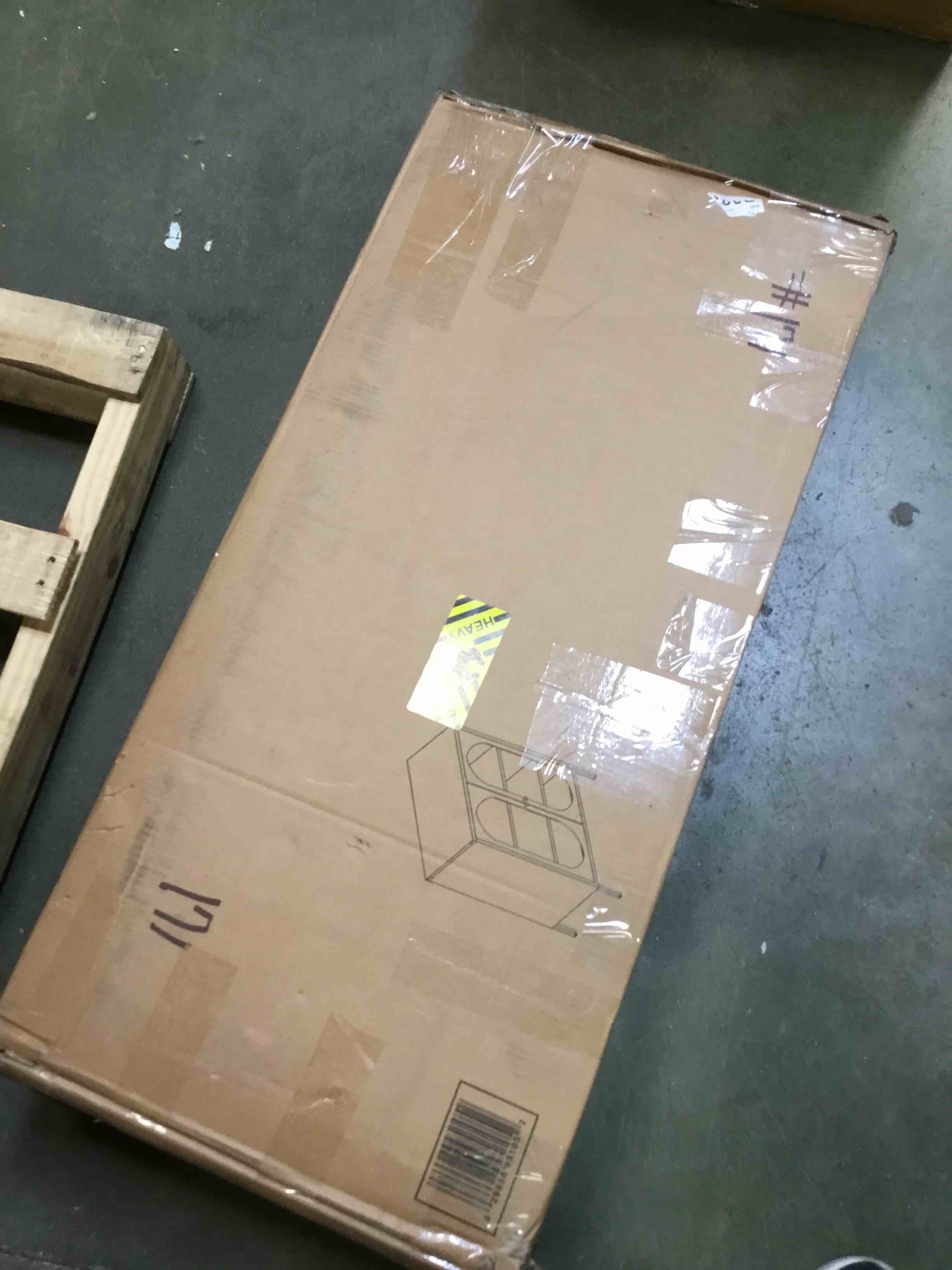 https://s3.amazonaws.com/lotting-images-prod/bidfta/TEA2123769_1741621568151.jpeg