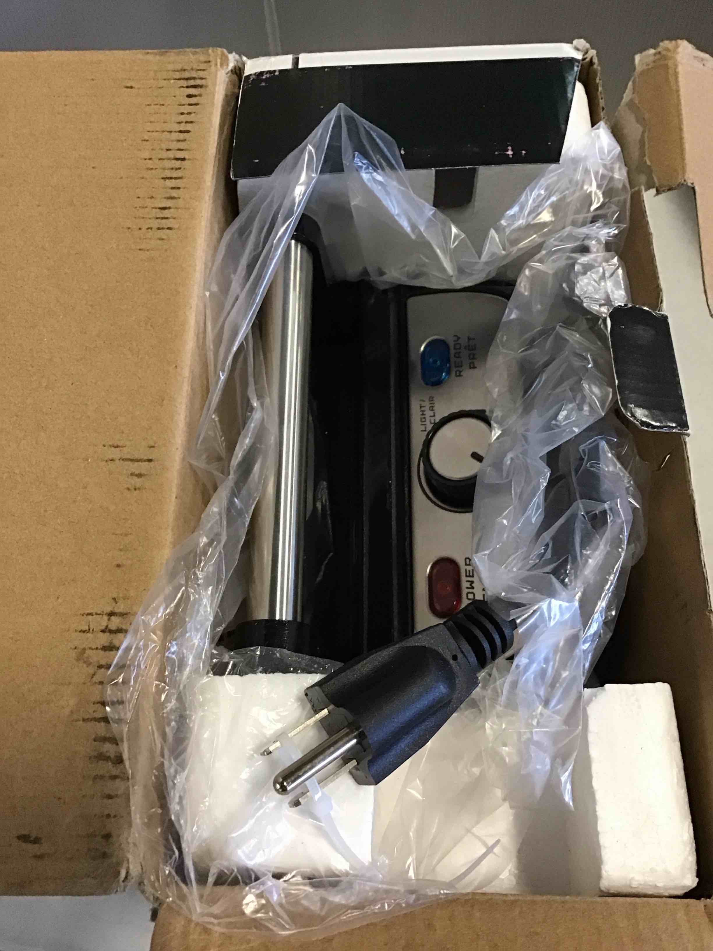 https://s3.amazonaws.com/lotting-images-prod/bidfta/TEA2128210_1744816658436.jpeg