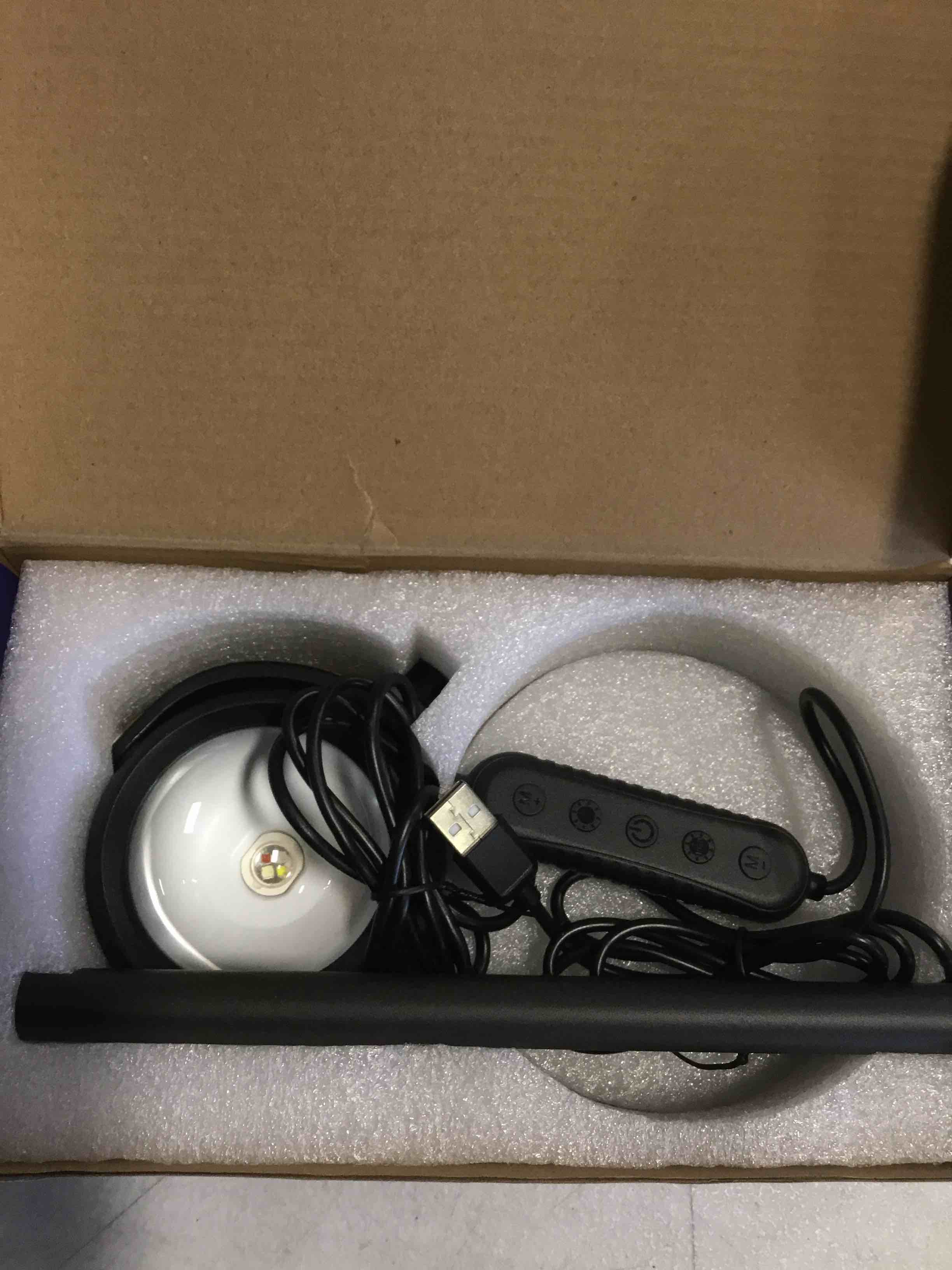 https://s3.amazonaws.com/lotting-images-prod/bidfta/TEA2128521_1744991282189.jpeg