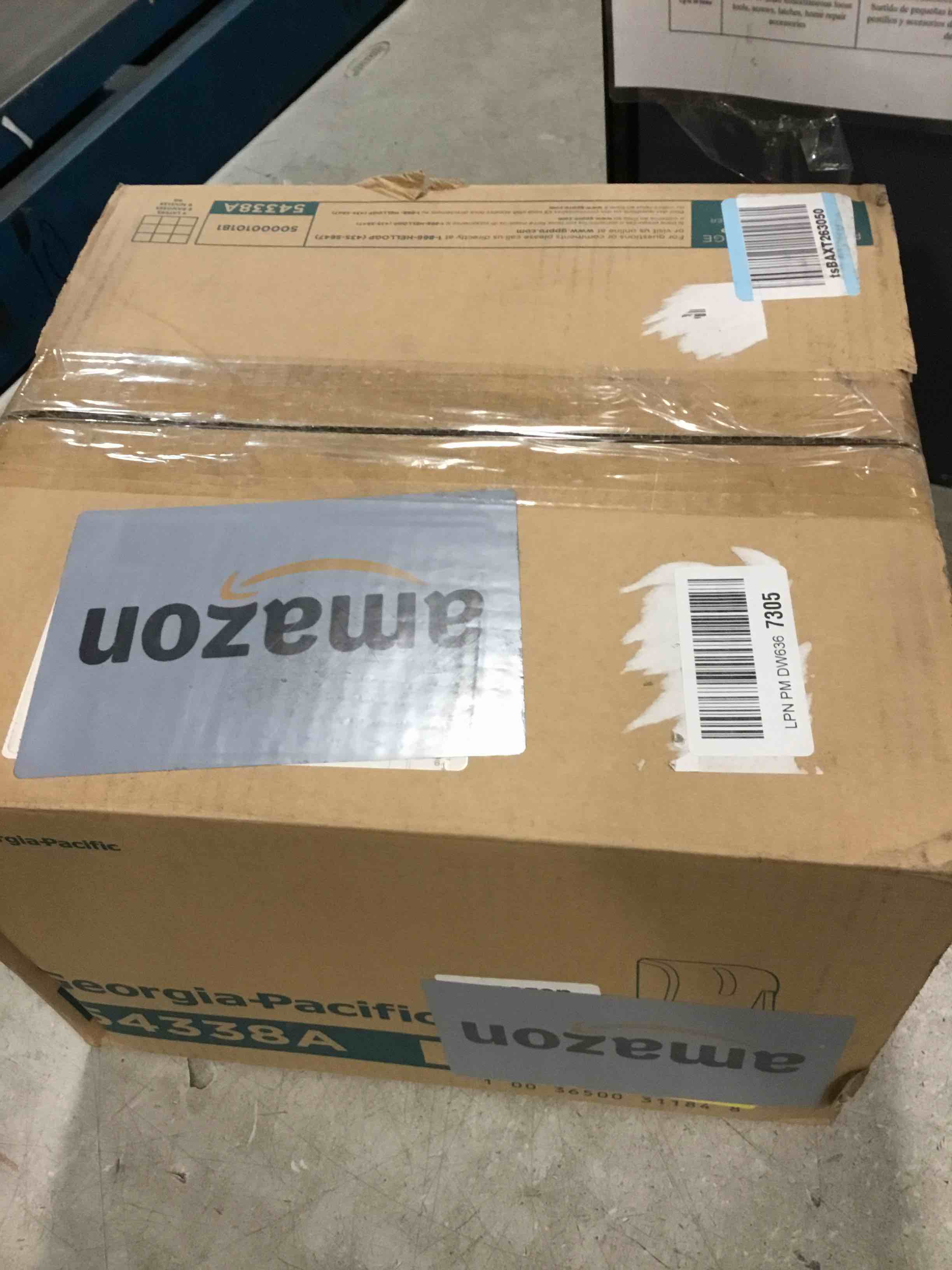 https://s3.amazonaws.com/lotting-images-prod/bidfta/TEA2128666_1745241650918.jpeg