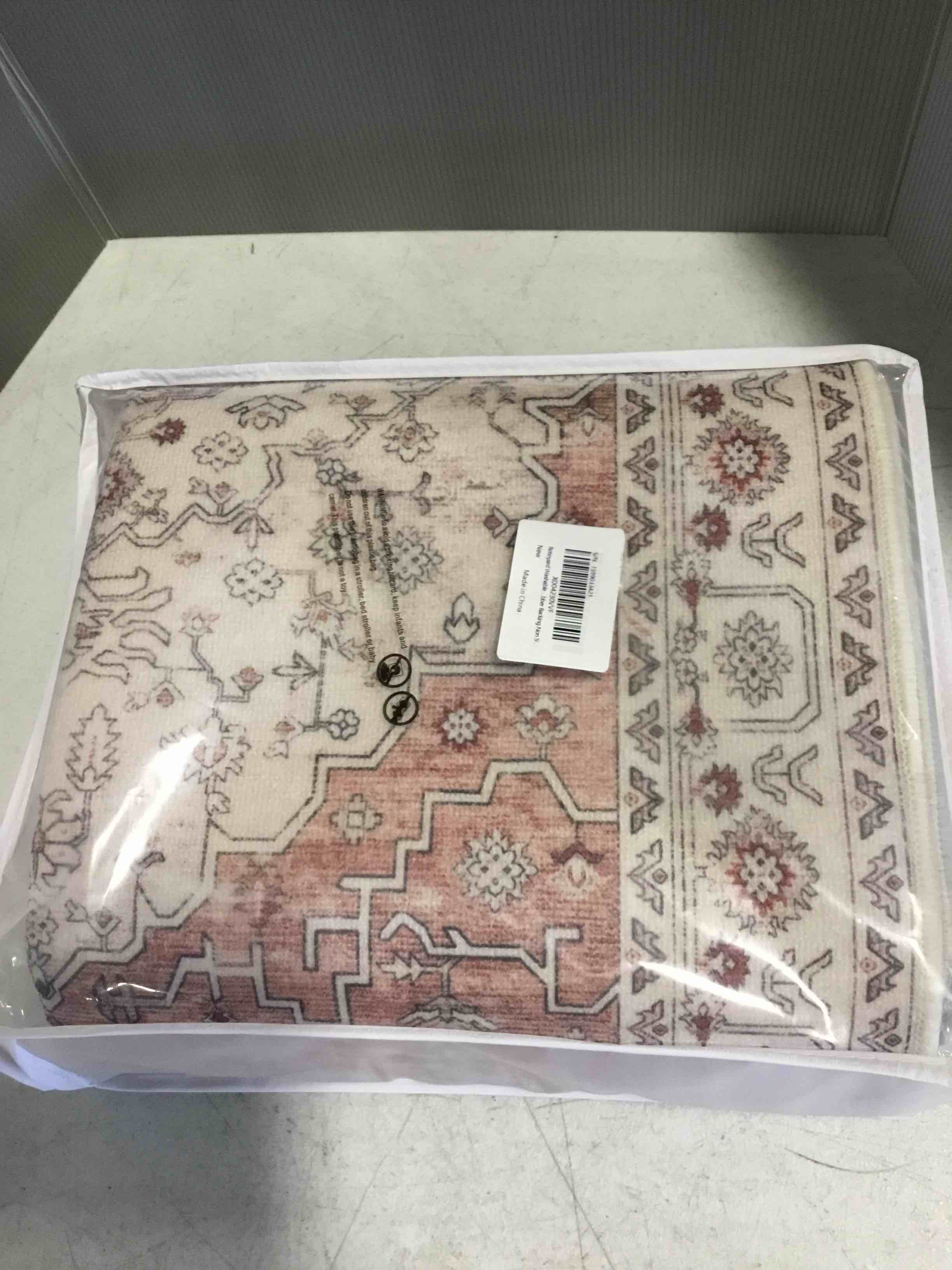 https://s3.amazonaws.com/lotting-images-prod/bidfta/TEA2129083_1745505041842.jpeg