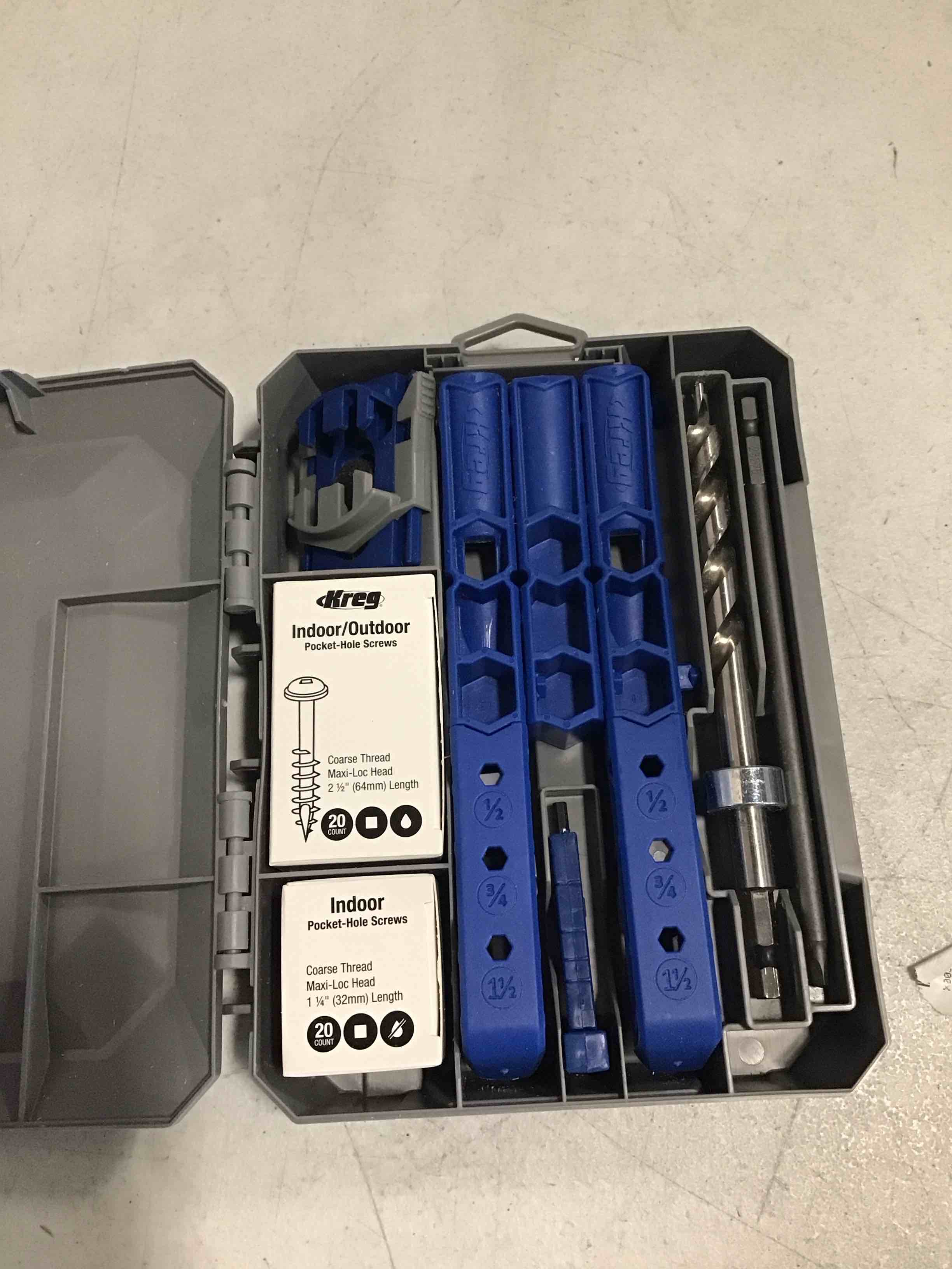 https://s3.amazonaws.com/lotting-images-prod/bidfta/TEA2129614_1745861822100.jpeg