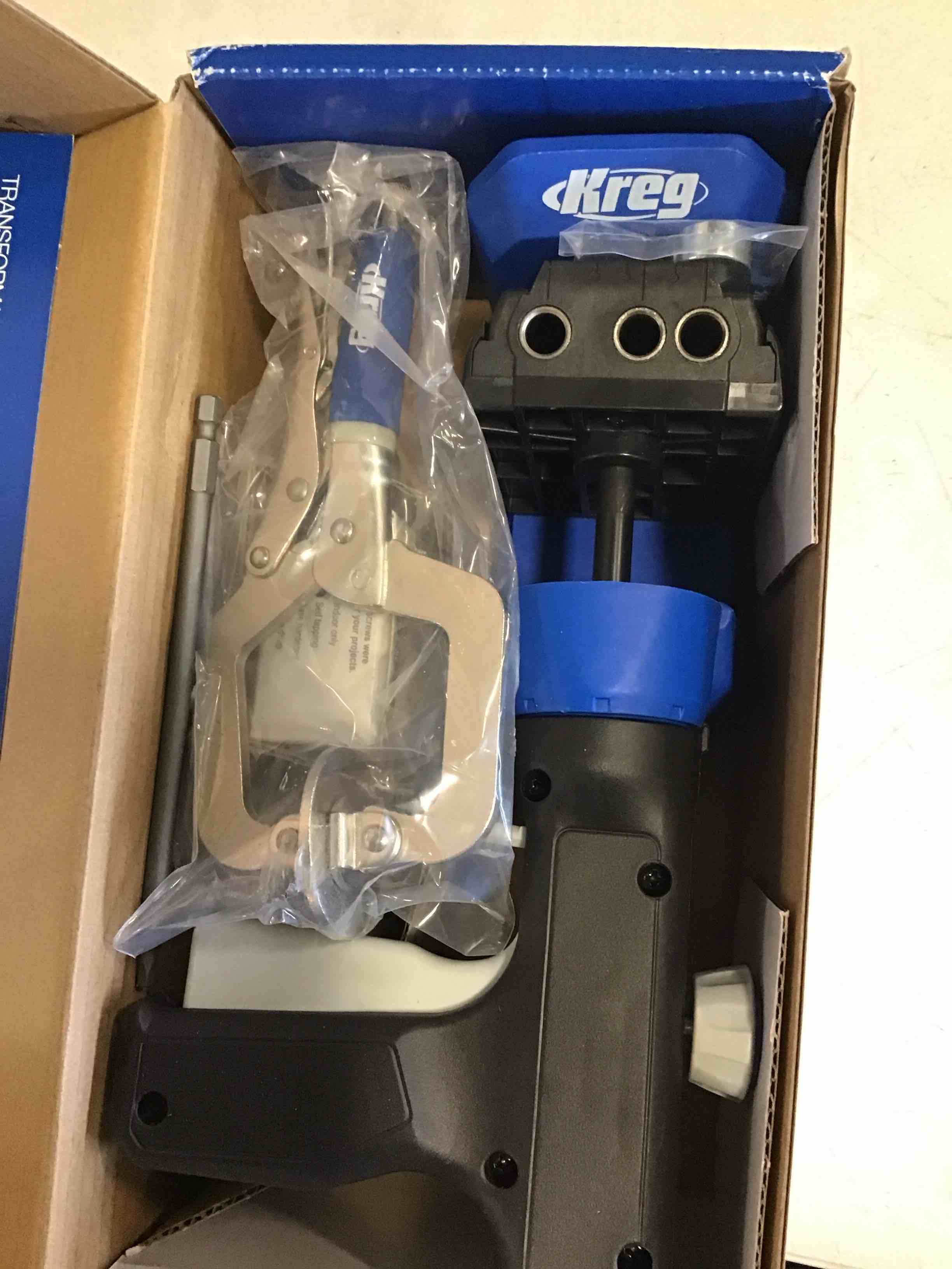 https://s3.amazonaws.com/lotting-images-prod/bidfta/TEA2129621_1745864695695.jpeg