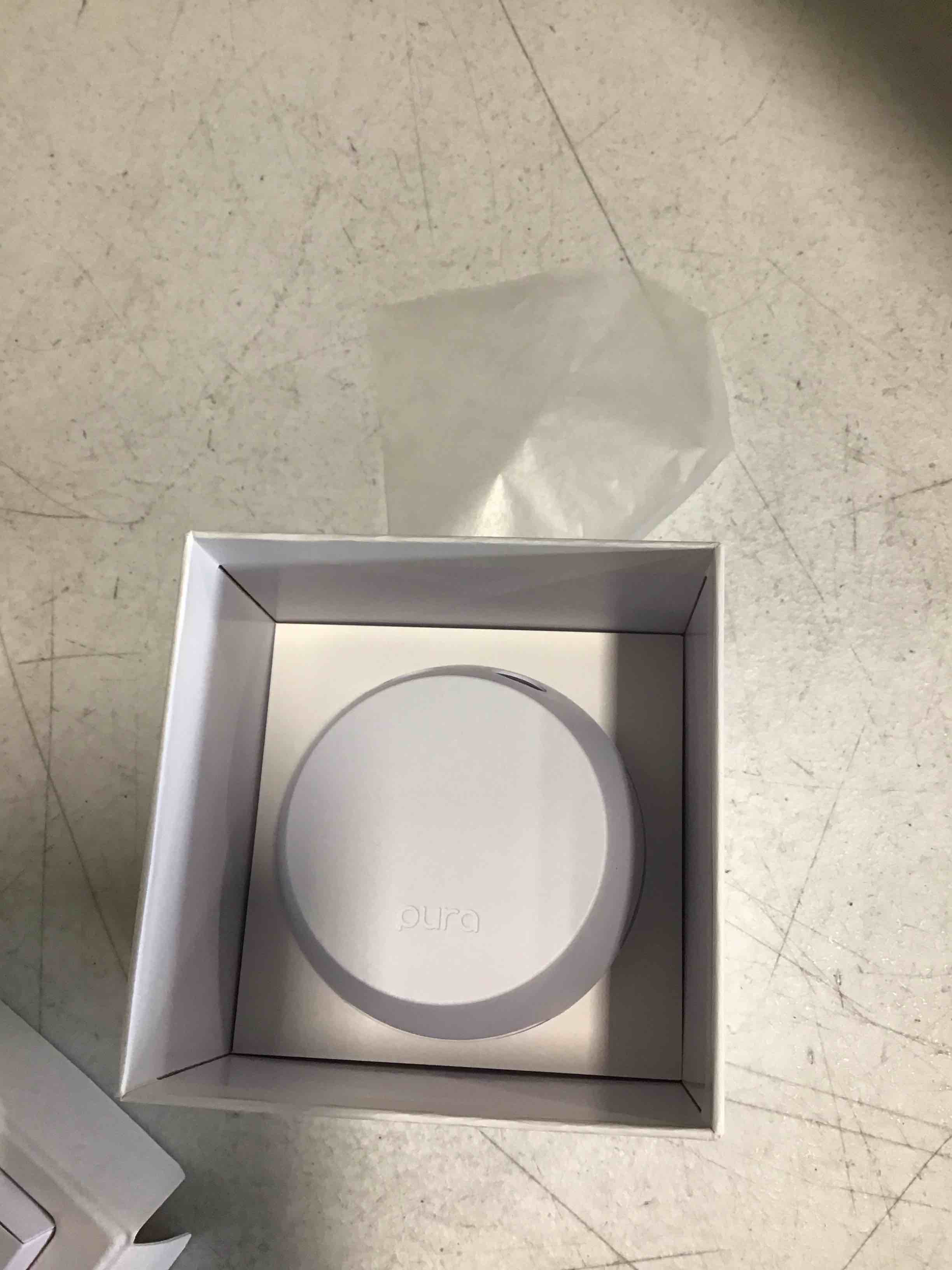 https://s3.amazonaws.com/lotting-images-prod/bidfta/TEA2129665_1745928613666.jpeg