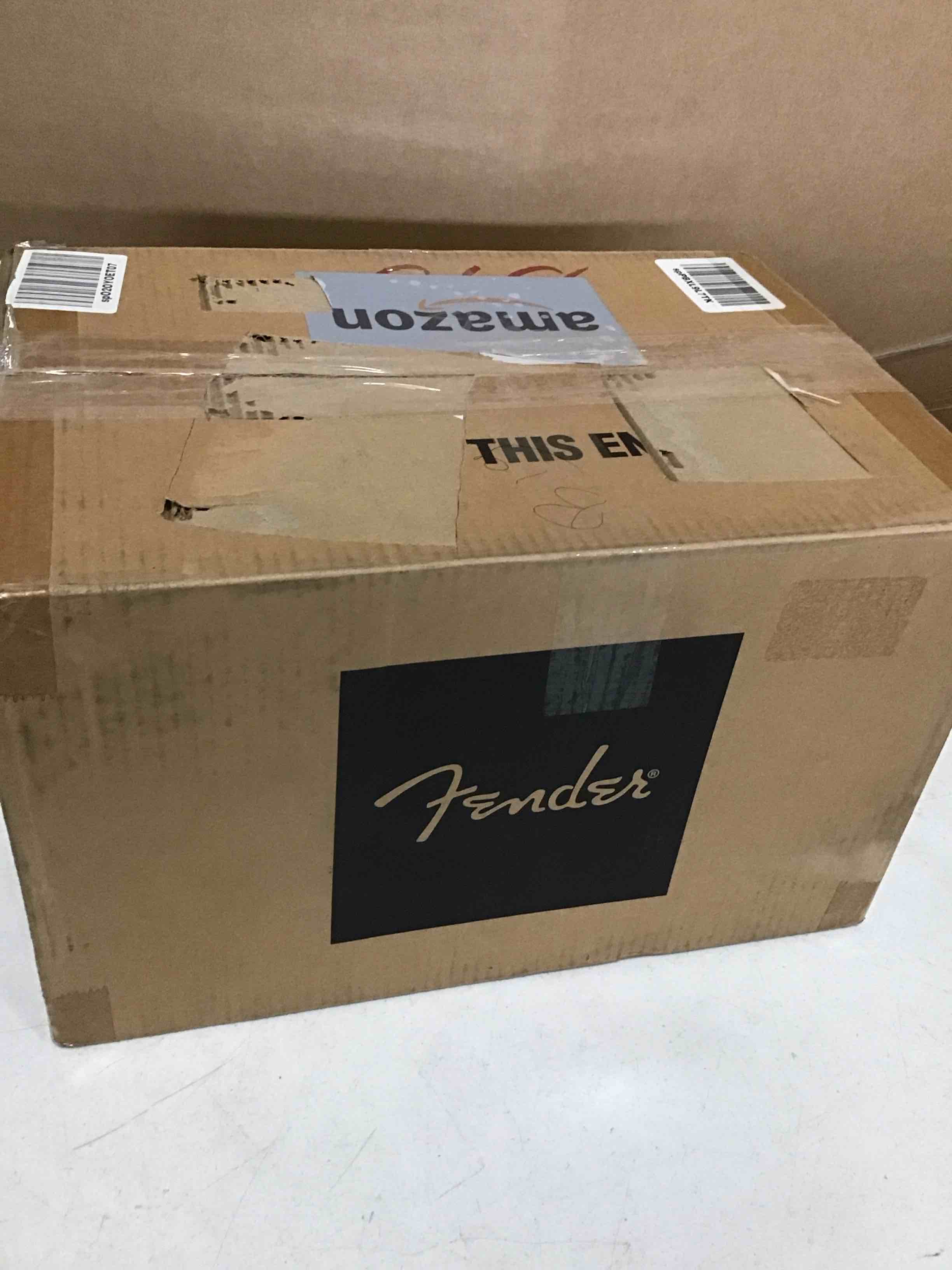 https://s3.amazonaws.com/lotting-images-prod/bidfta/TEA2130085_1746473649485.jpeg
