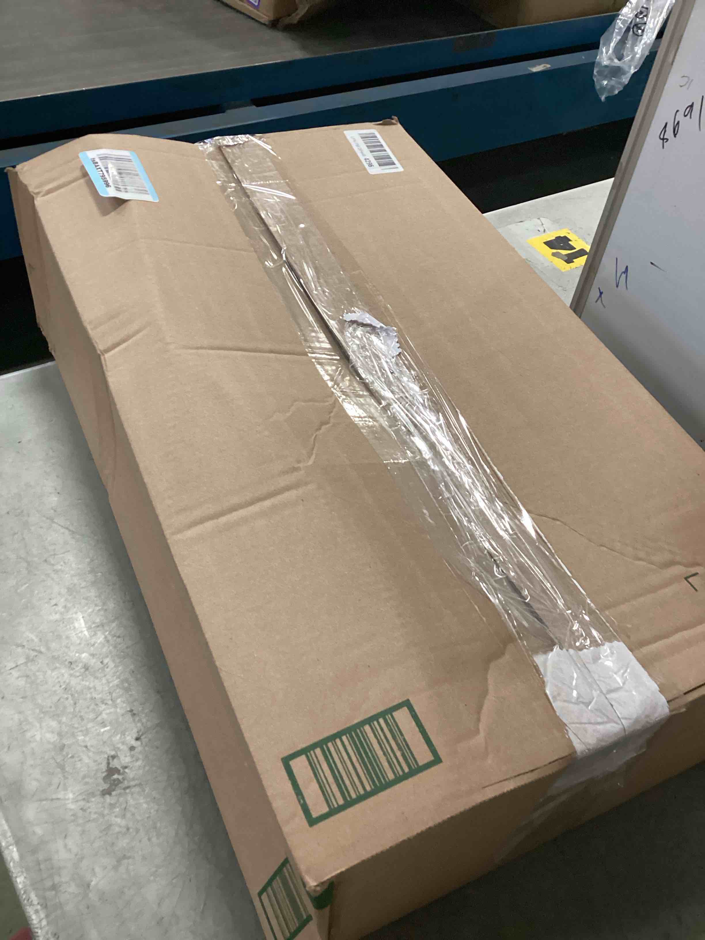 https://s3.amazonaws.com/lotting-images-prod/bidfta/TEA2130123_1746537476256.jpeg