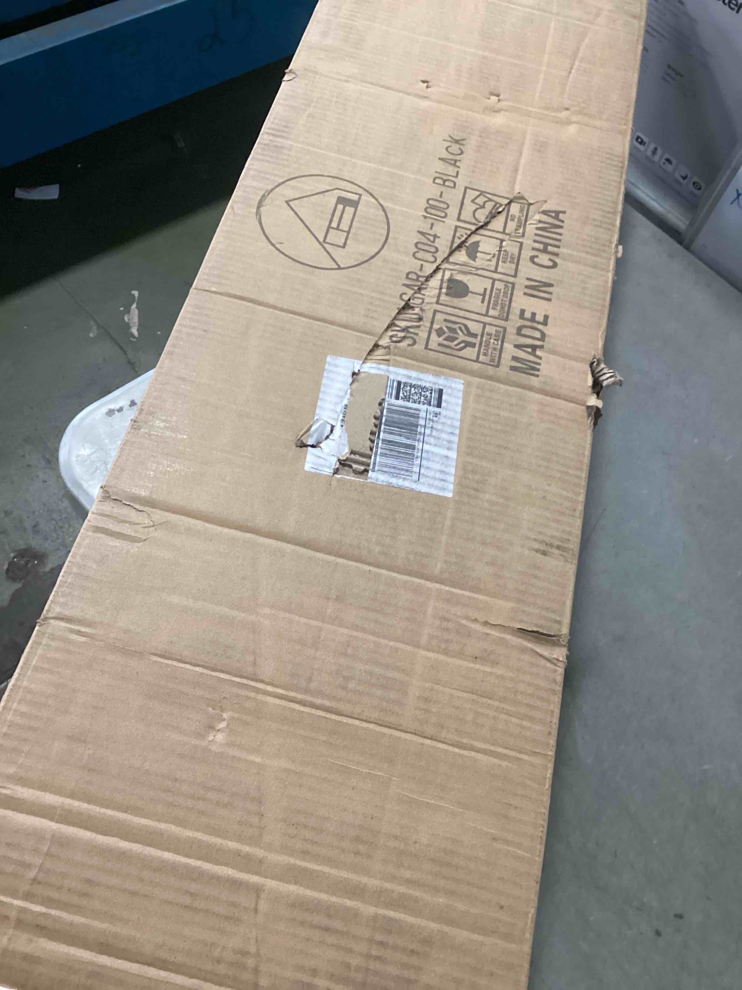 https://s3.amazonaws.com/lotting-images-prod/bidfta/TEA2130245_1746560482003.jpeg