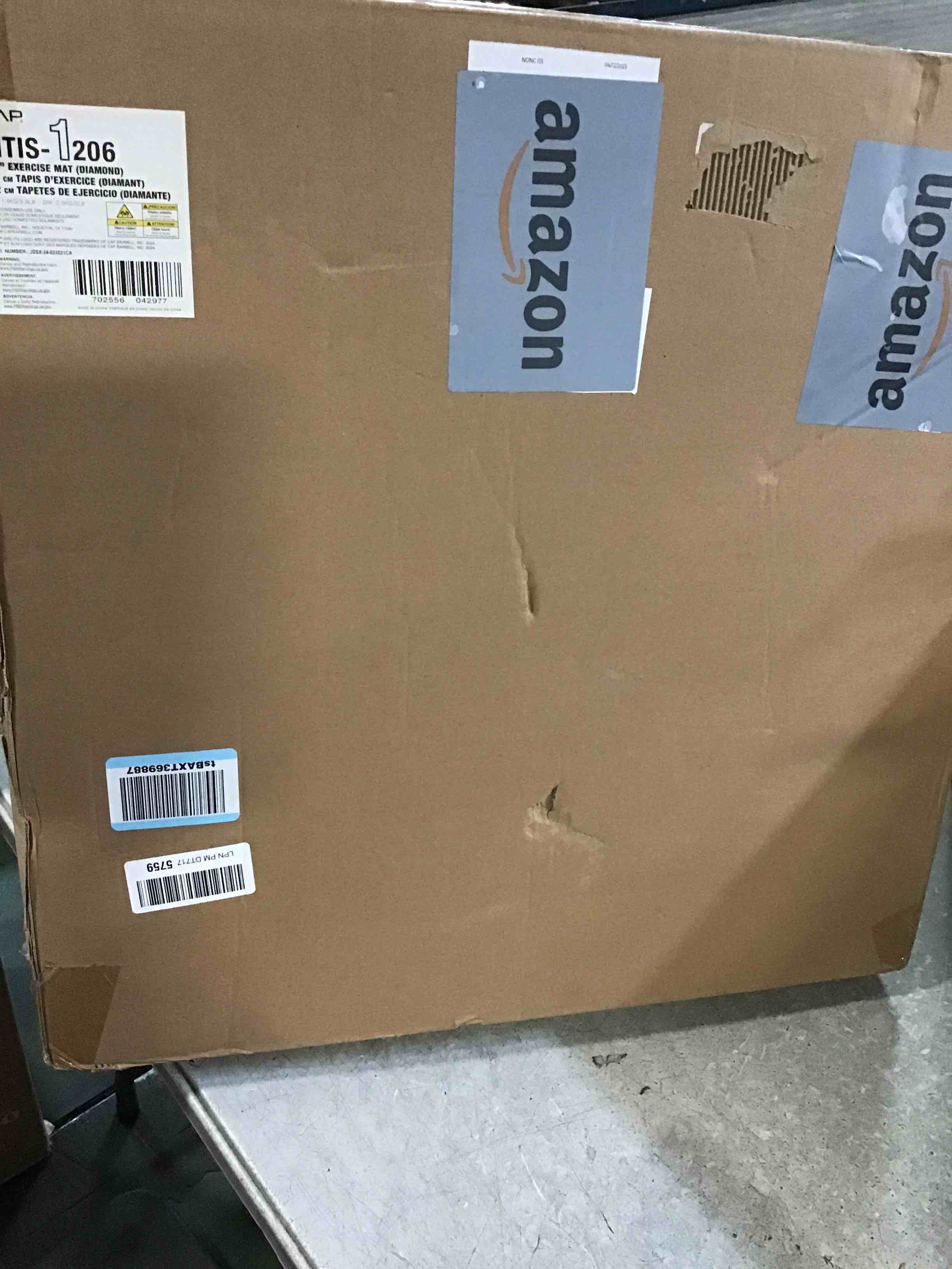 https://s3.amazonaws.com/lotting-images-prod/bidfta/TEA2130333_1746627987728.jpeg