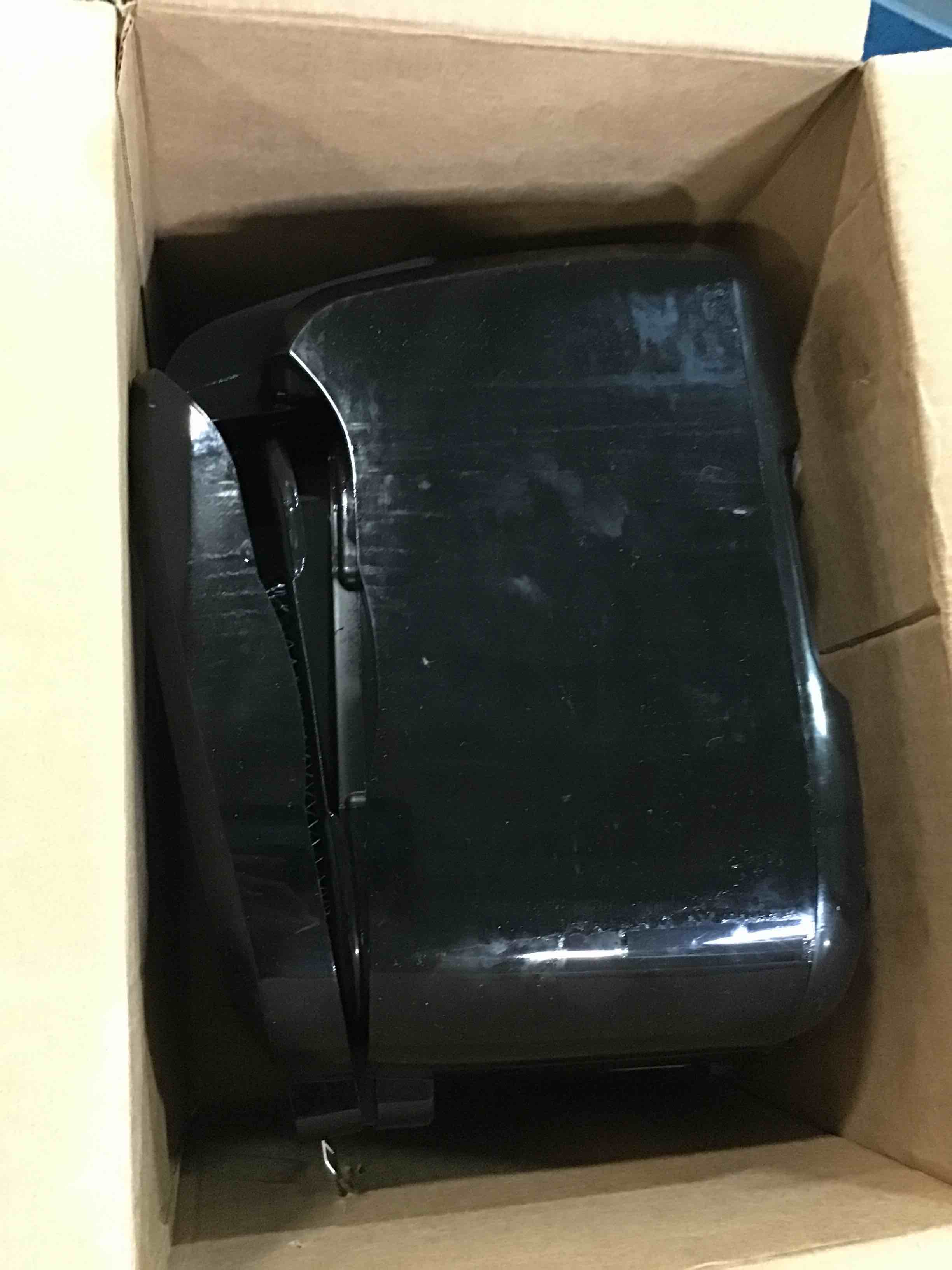 https://s3.amazonaws.com/lotting-images-prod/bidfta/TEA2130364_1746632281637.jpeg