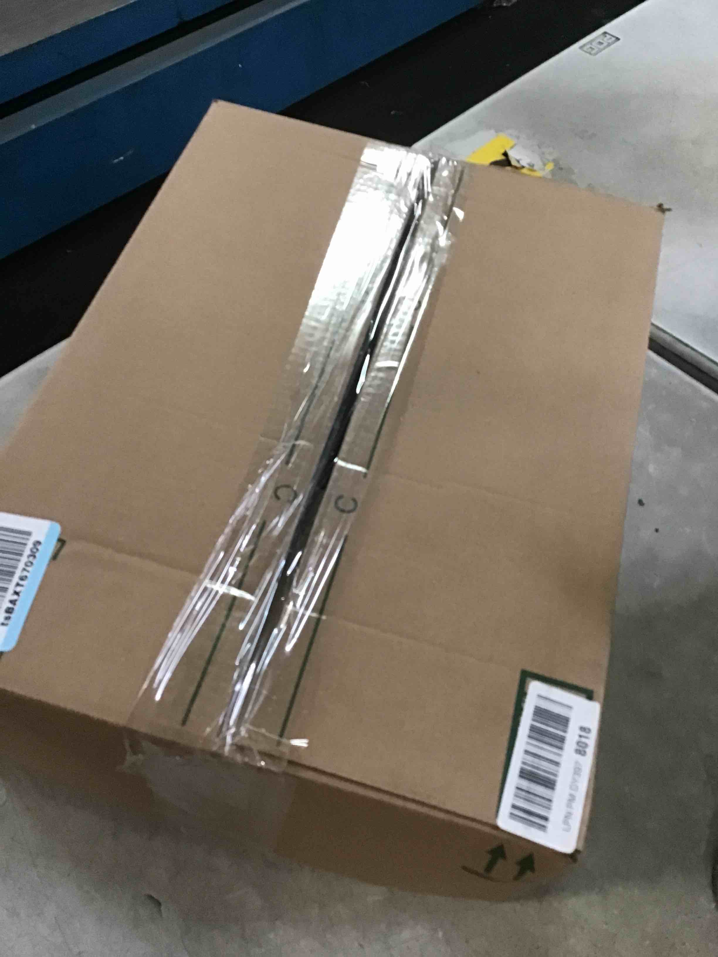 https://s3.amazonaws.com/lotting-images-prod/bidfta/TEA2130384_1746634899765.jpeg