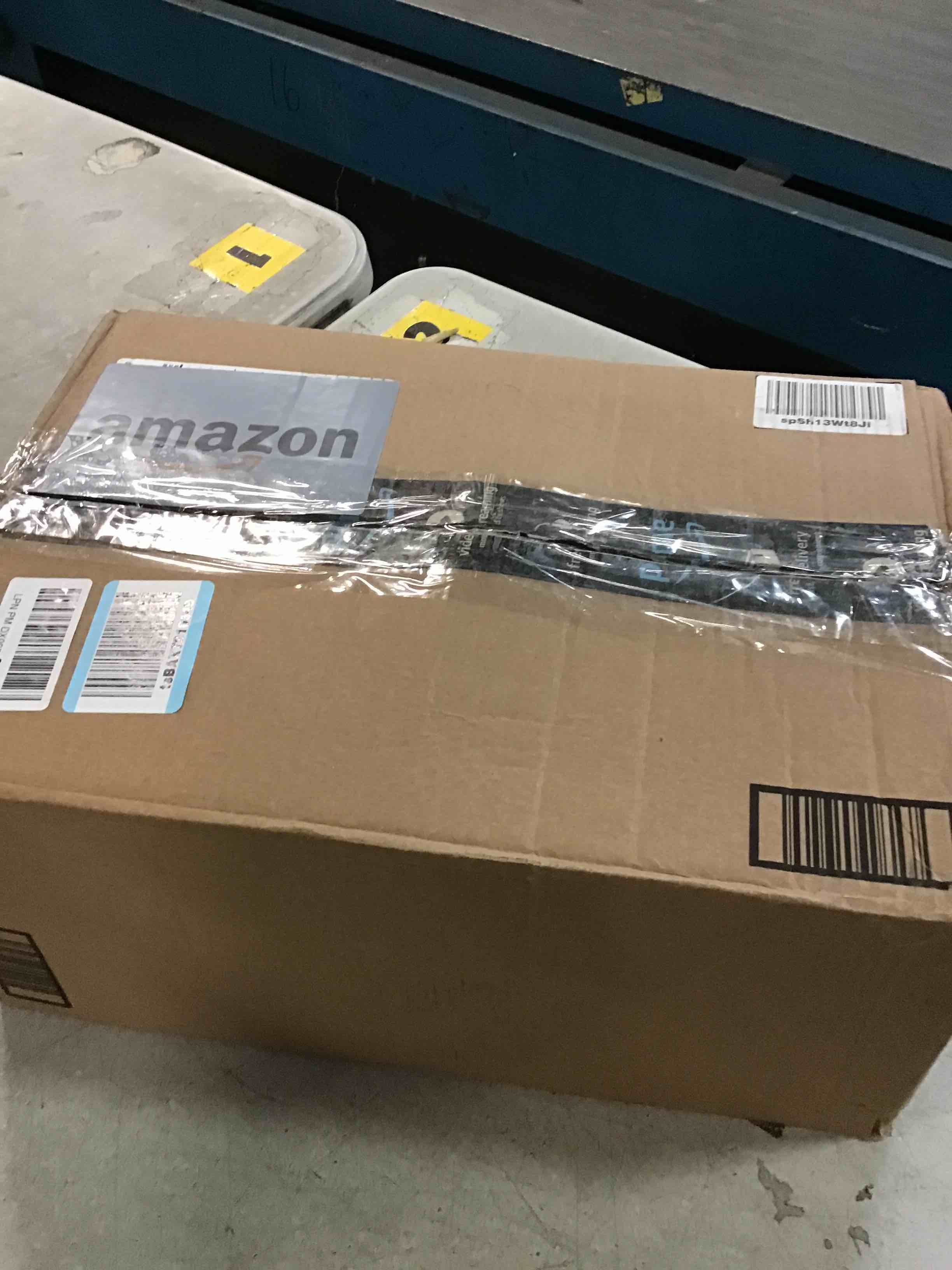 https://s3.amazonaws.com/lotting-images-prod/bidfta/TEA2130467_1746707914446.jpeg