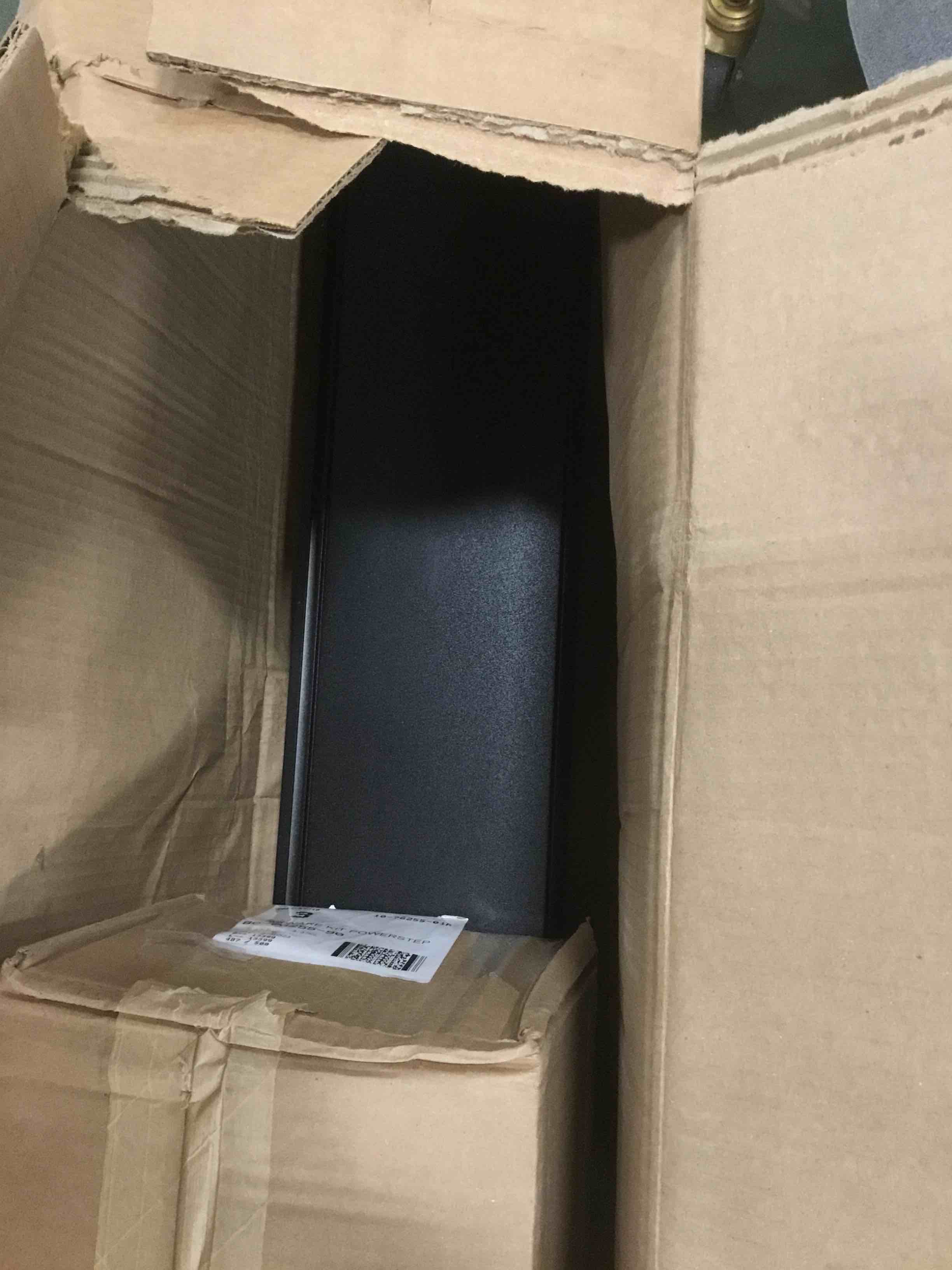 https://s3.amazonaws.com/lotting-images-prod/bidfta/TEA2132202_1744381679931.jpeg