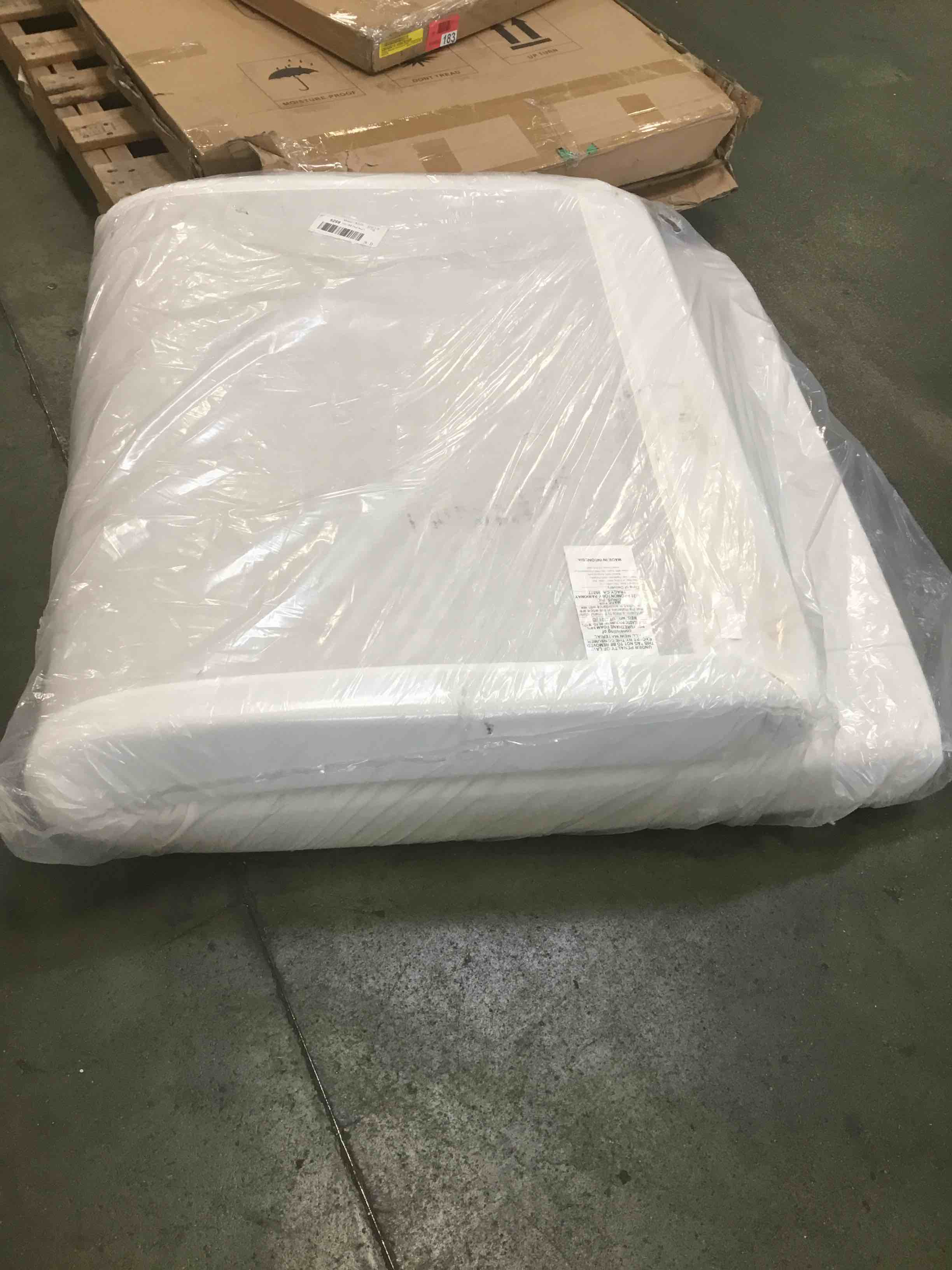 https://s3.amazonaws.com/lotting-images-prod/bidfta/TEA2133468_1746017489161.jpeg