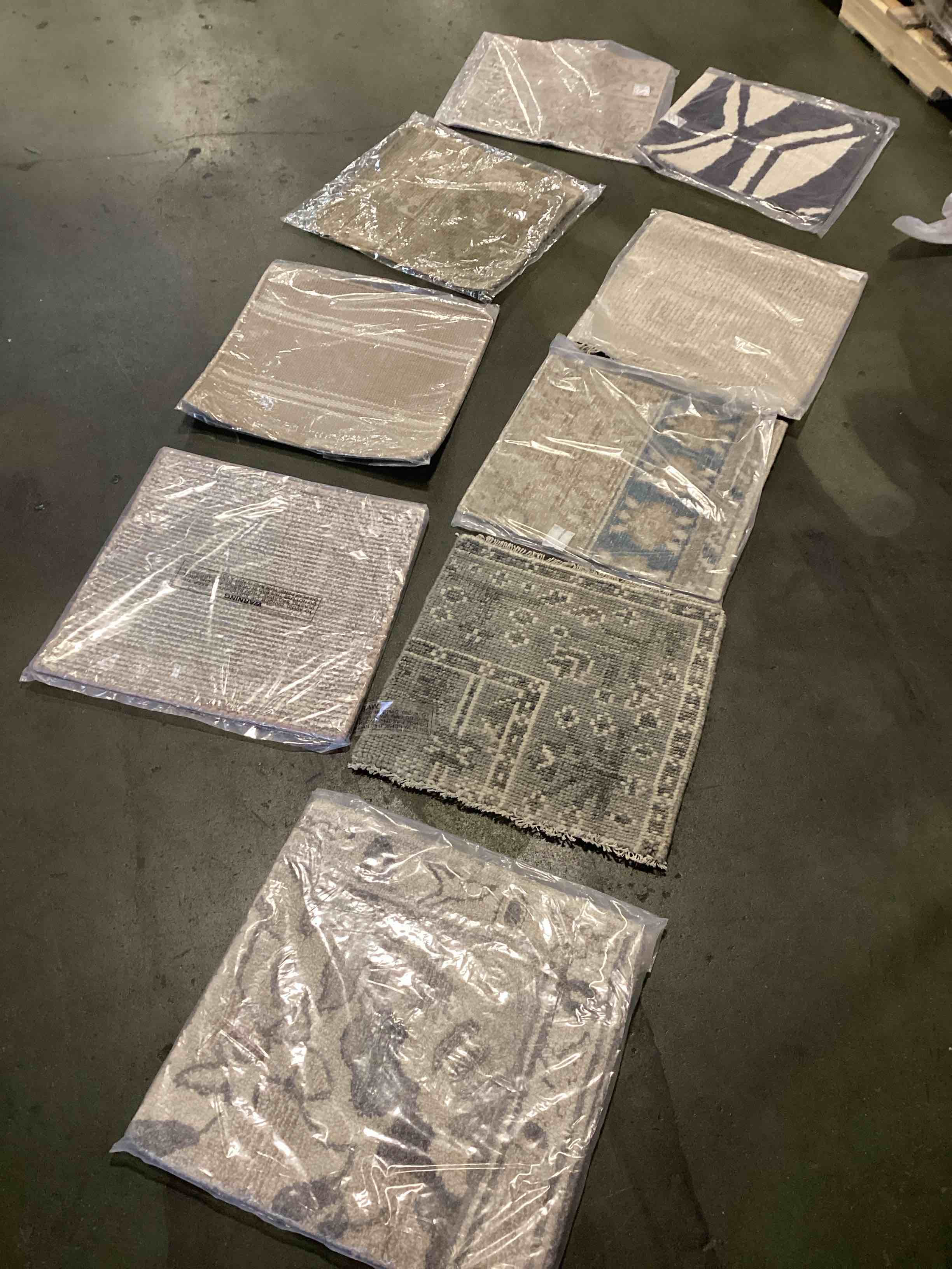 Various Sample Size Rugs