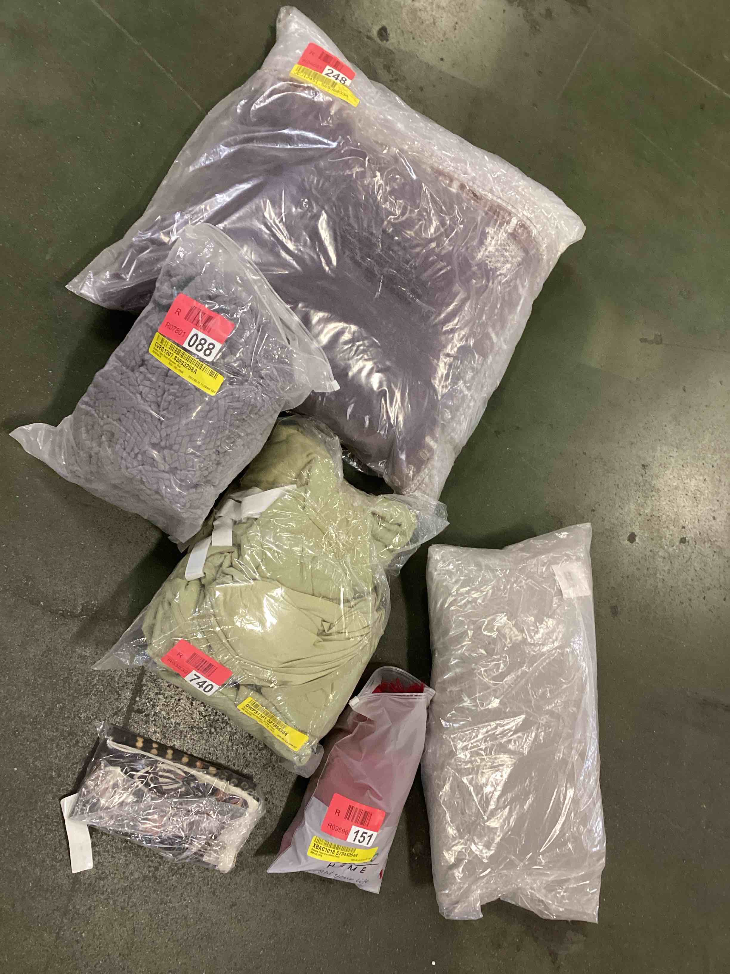 Assores Pillows cases for indoor and outdoor different colors and size set 6