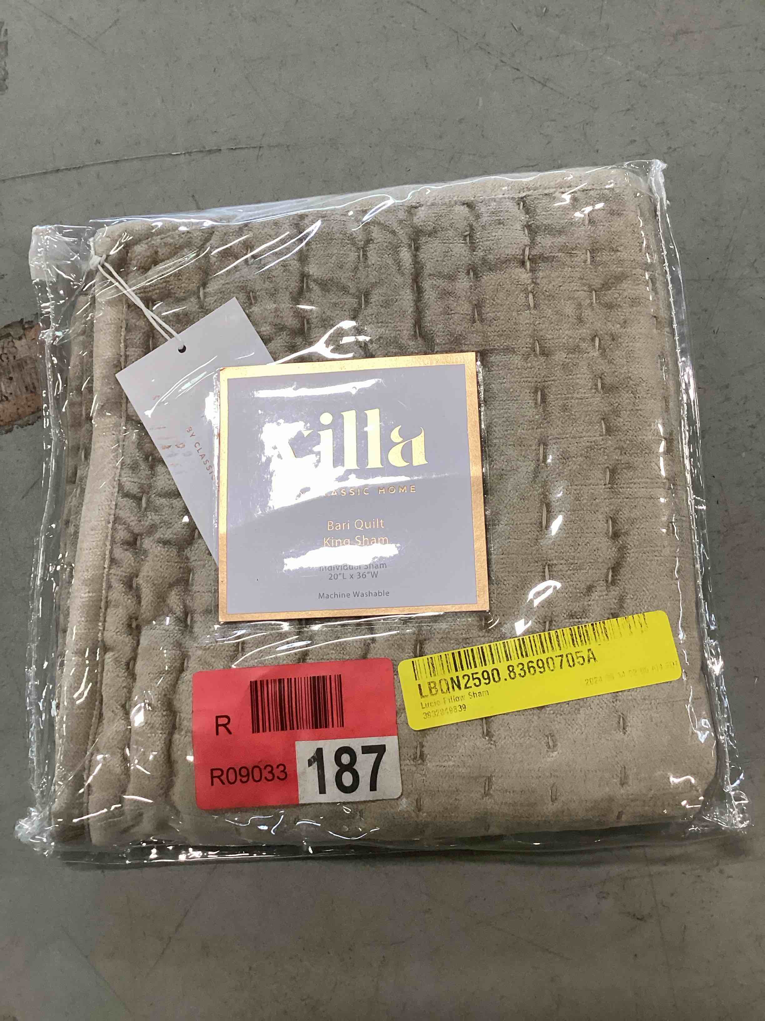 https://s3.amazonaws.com/lotting-images-prod/bidfta/TEA2136877_1745957208475.jpeg