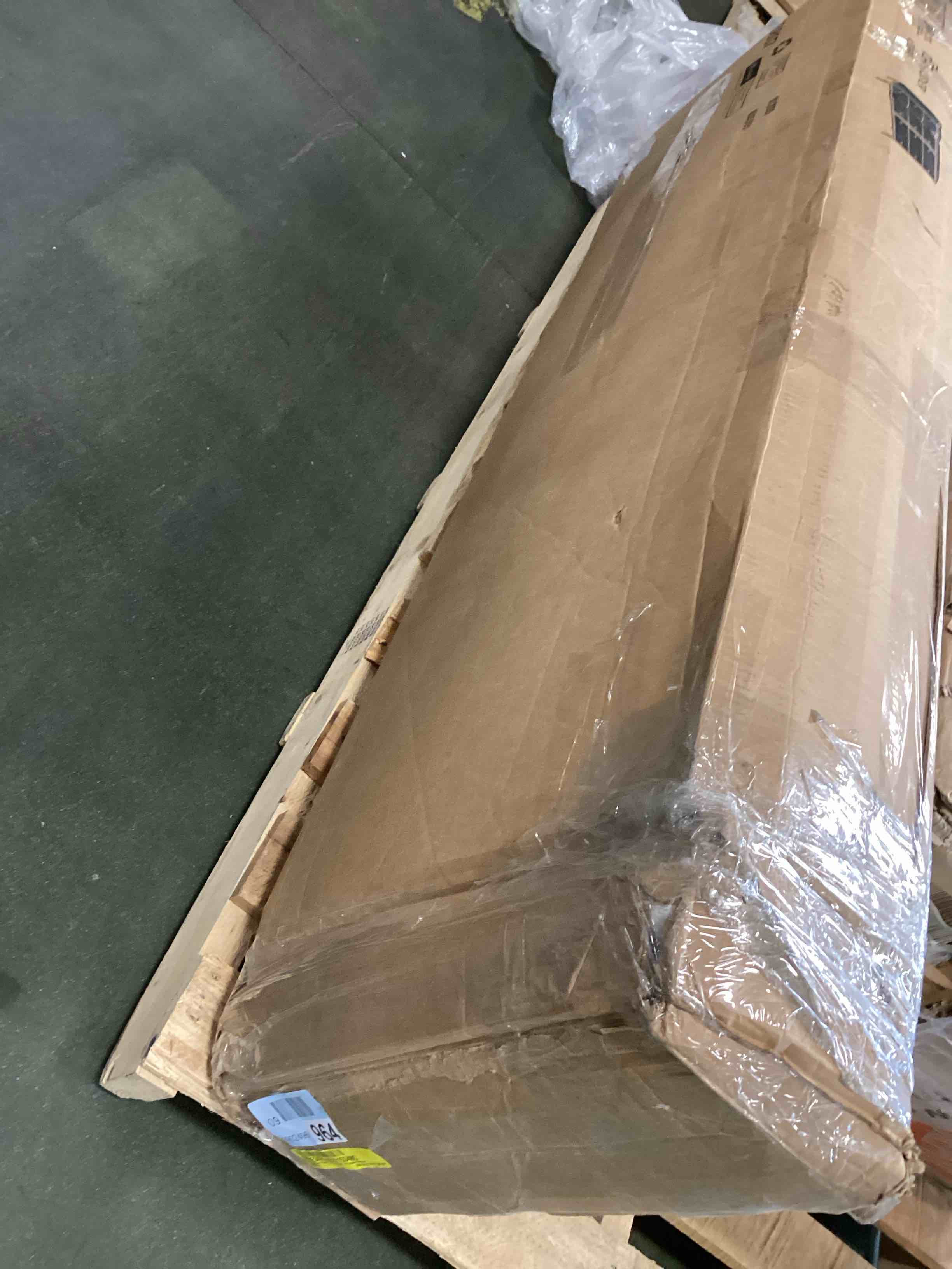 https://s3.amazonaws.com/lotting-images-prod/bidfta/TEA2136927_1746018089966.jpeg