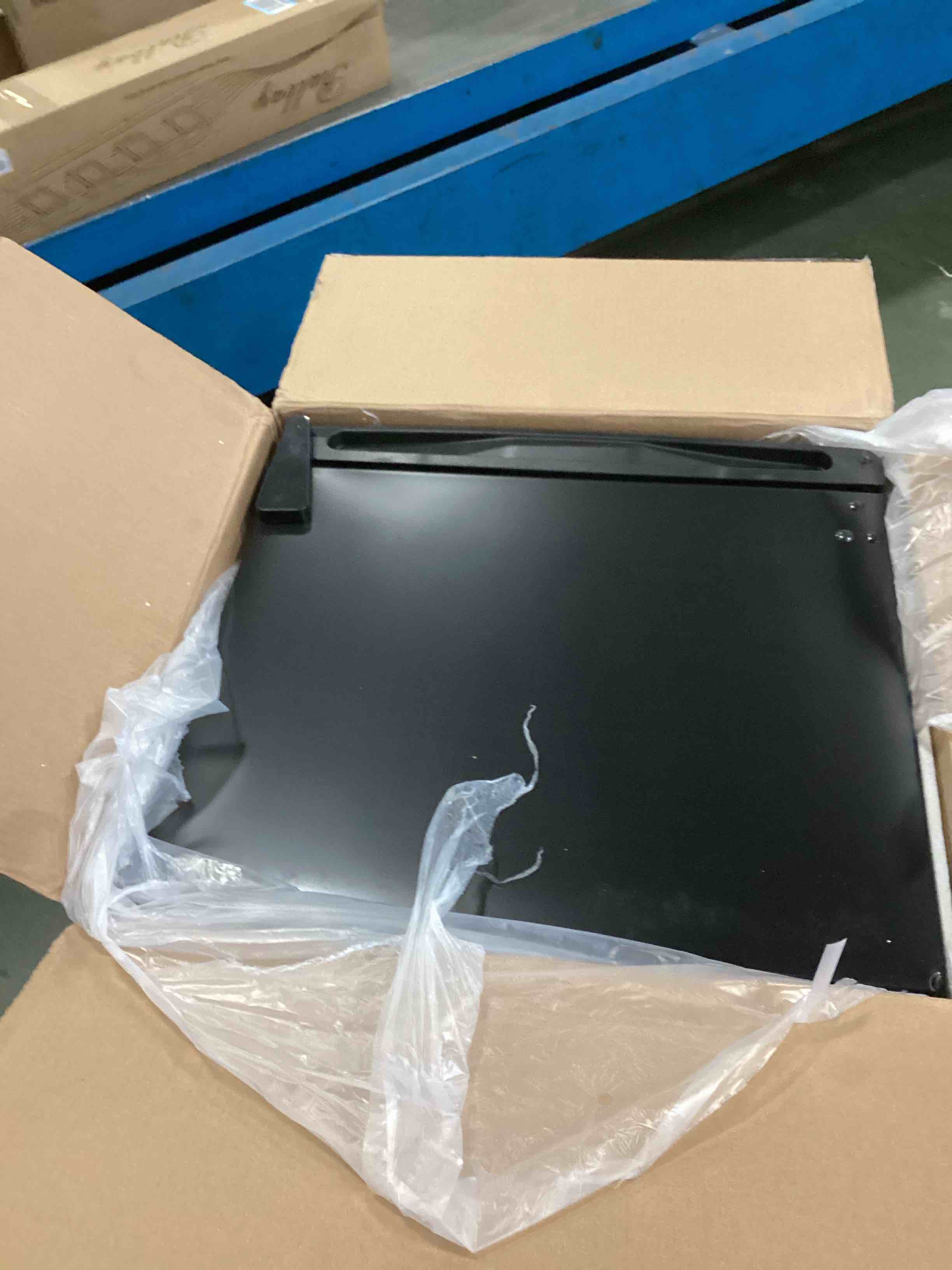https://s3.amazonaws.com/lotting-images-prod/bidfta/TEA2137267_1744728382926.jpeg