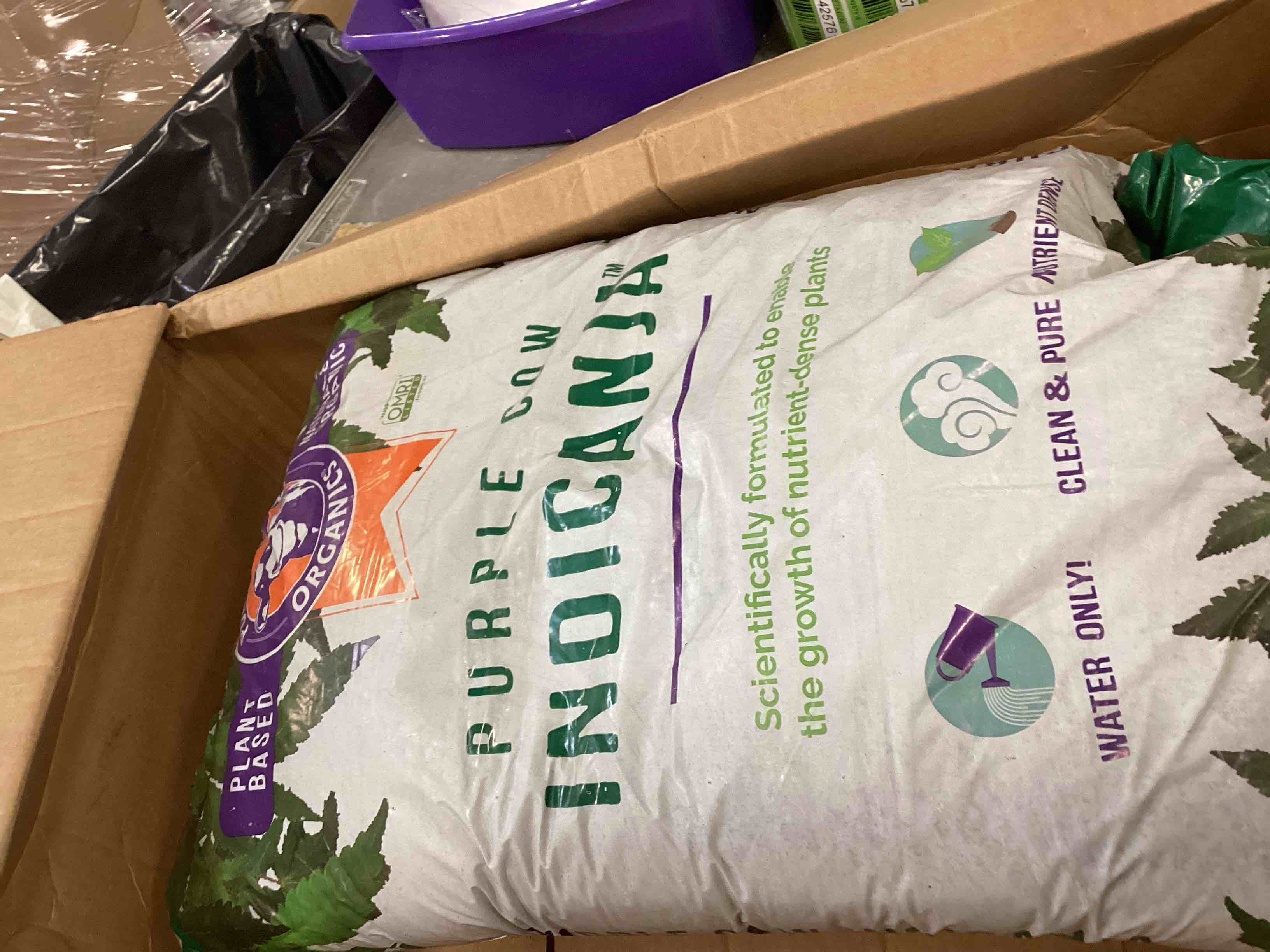 https://s3.amazonaws.com/lotting-images-prod/bidfta/TEA2137298_1744733480856.jpeg