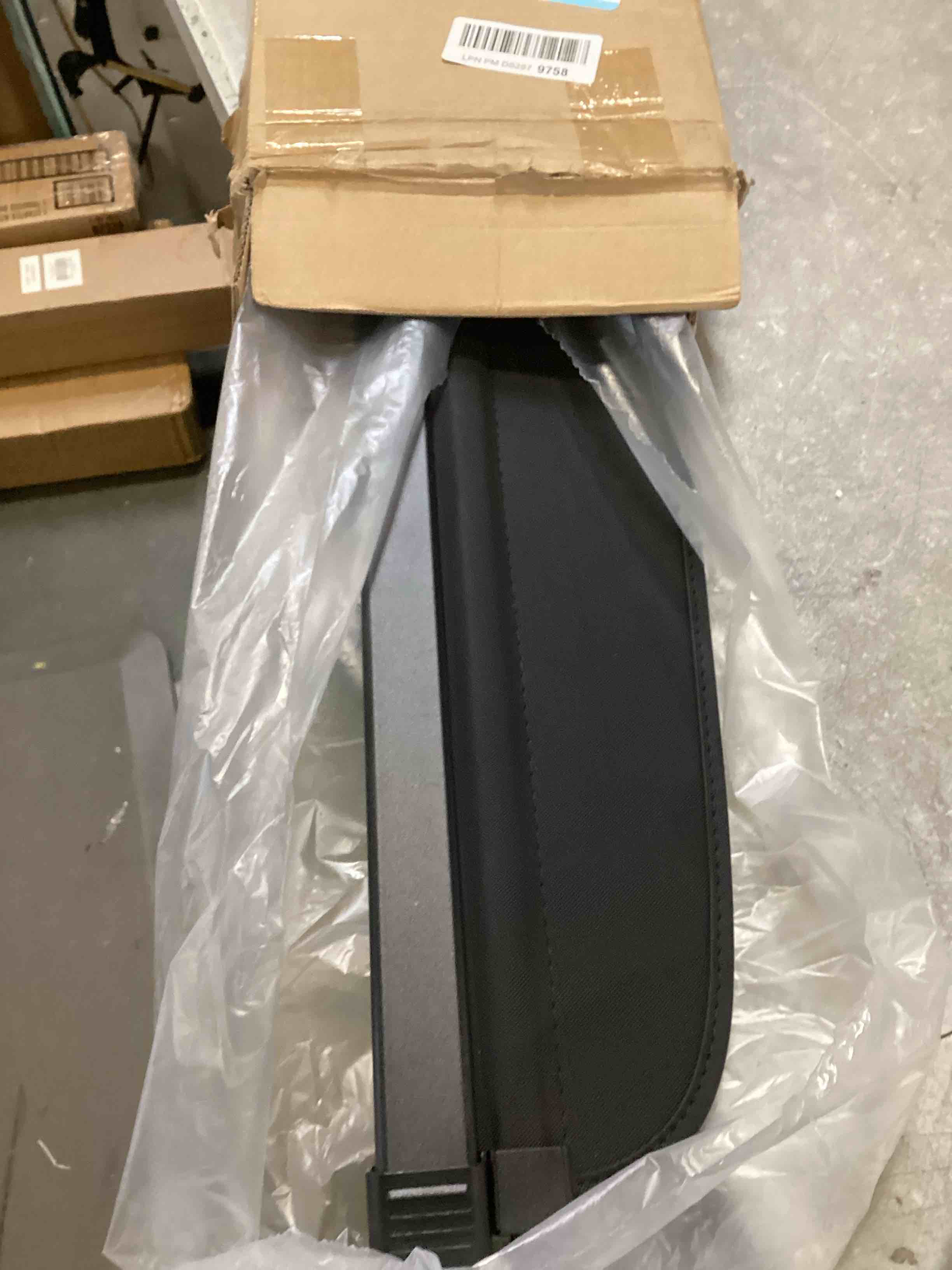 https://s3.amazonaws.com/lotting-images-prod/bidfta/TEA2137365_1744811180261.jpeg