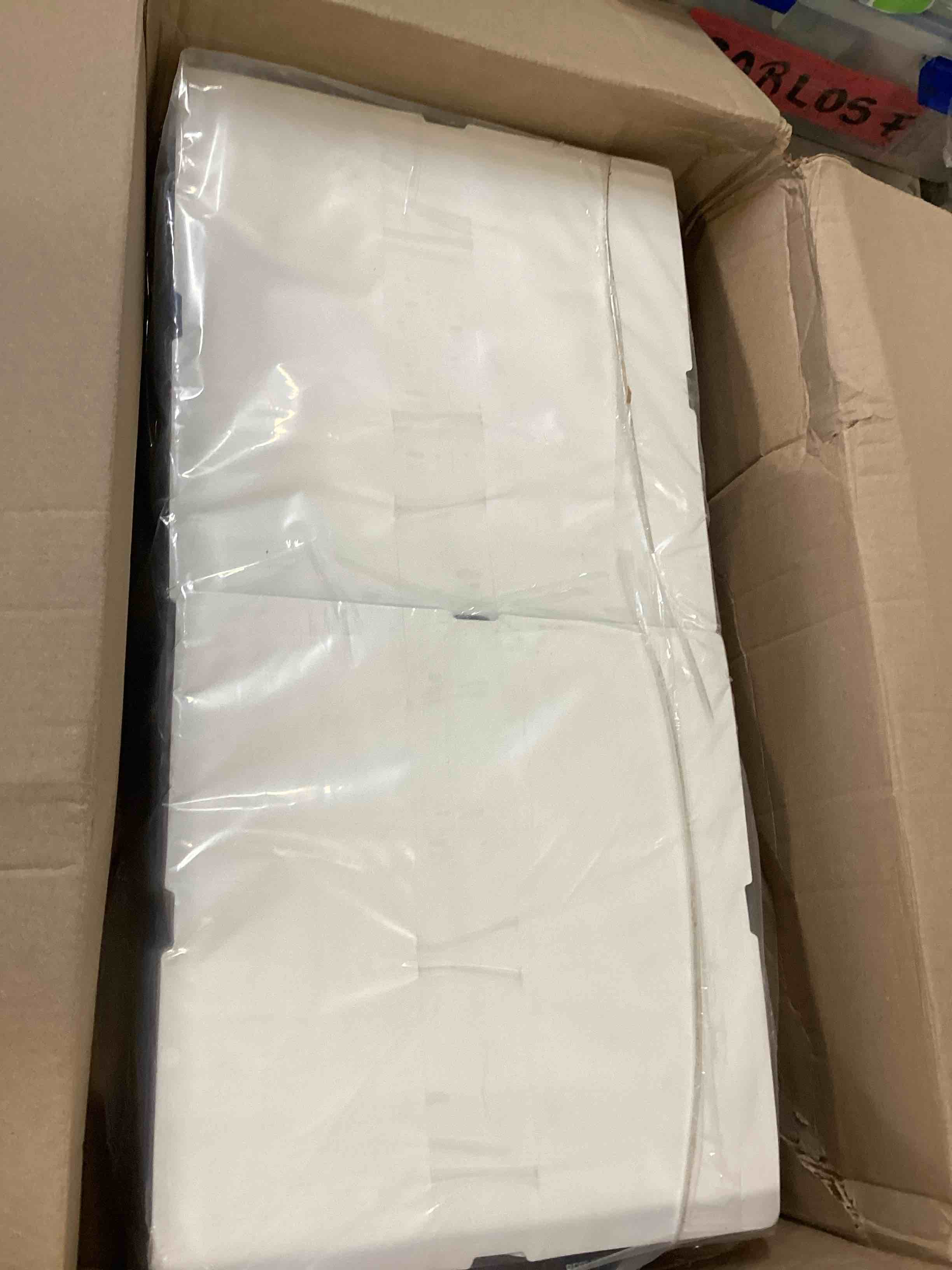 https://s3.amazonaws.com/lotting-images-prod/bidfta/TEA2137524_1744833219145.jpeg