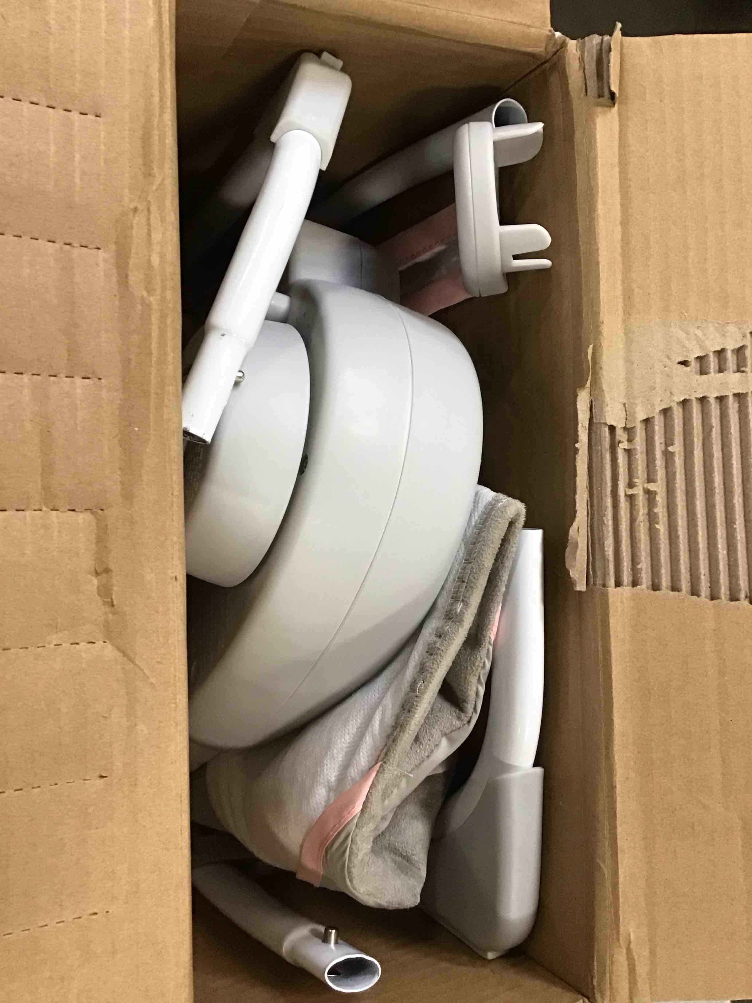 https://s3.amazonaws.com/lotting-images-prod/bidfta/TEA2137592_1744989780970.jpeg