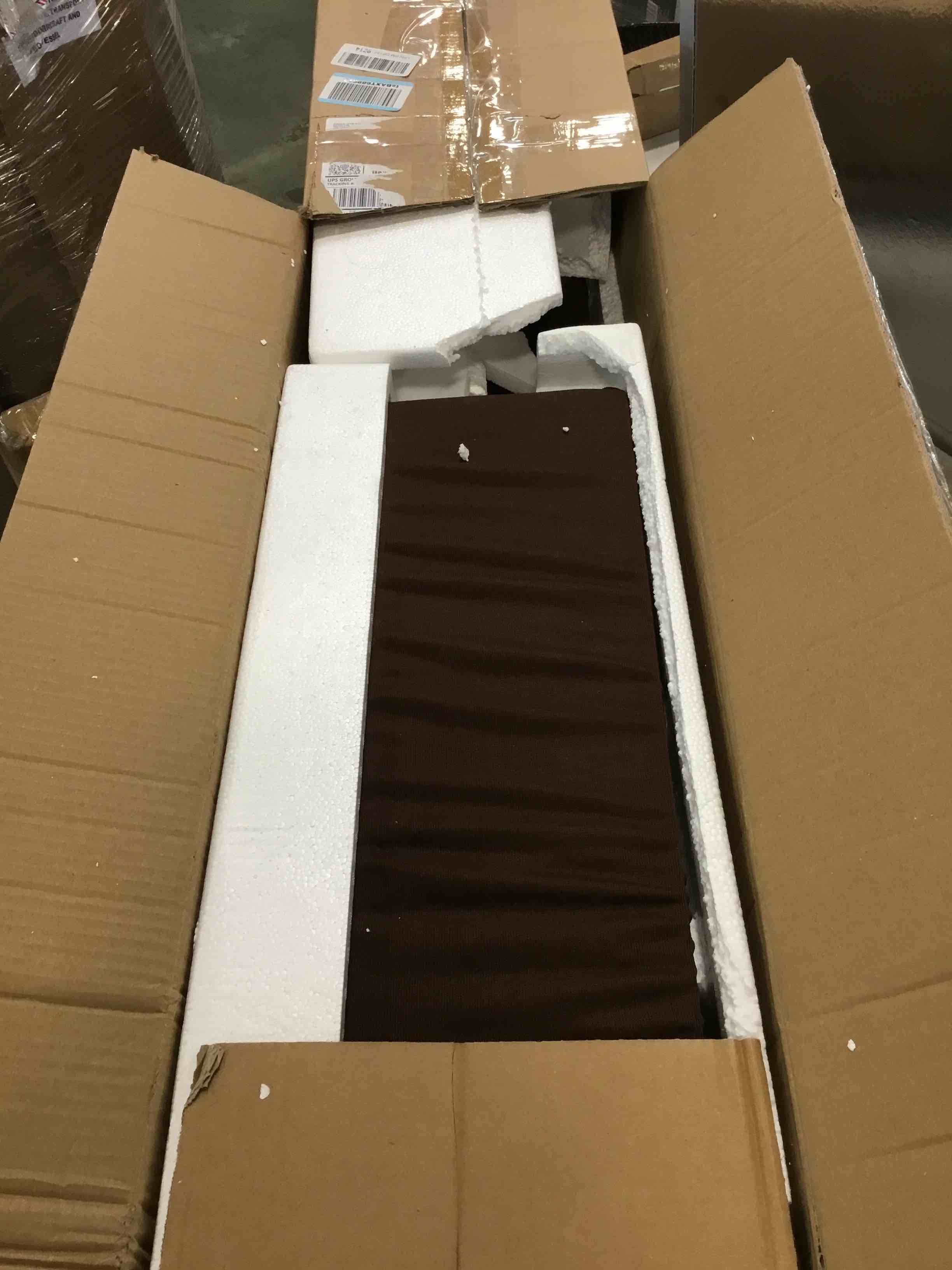 https://s3.amazonaws.com/lotting-images-prod/bidfta/TEA2137649_1745415707320.jpeg