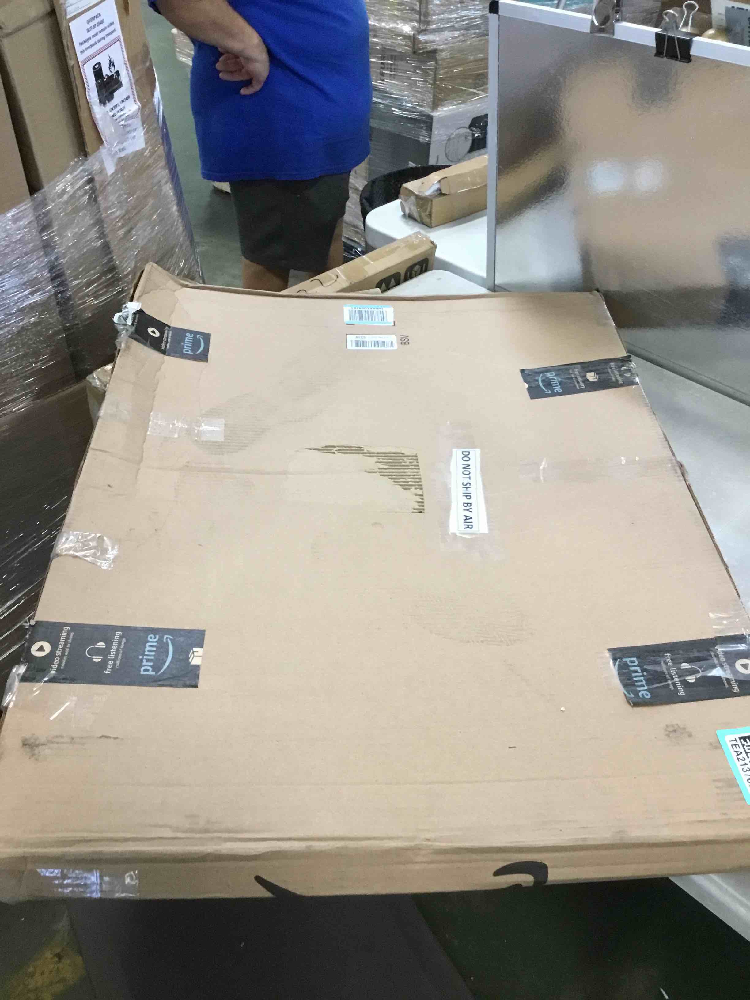 https://s3.amazonaws.com/lotting-images-prod/bidfta/TEA2137652_1745415964390.jpeg