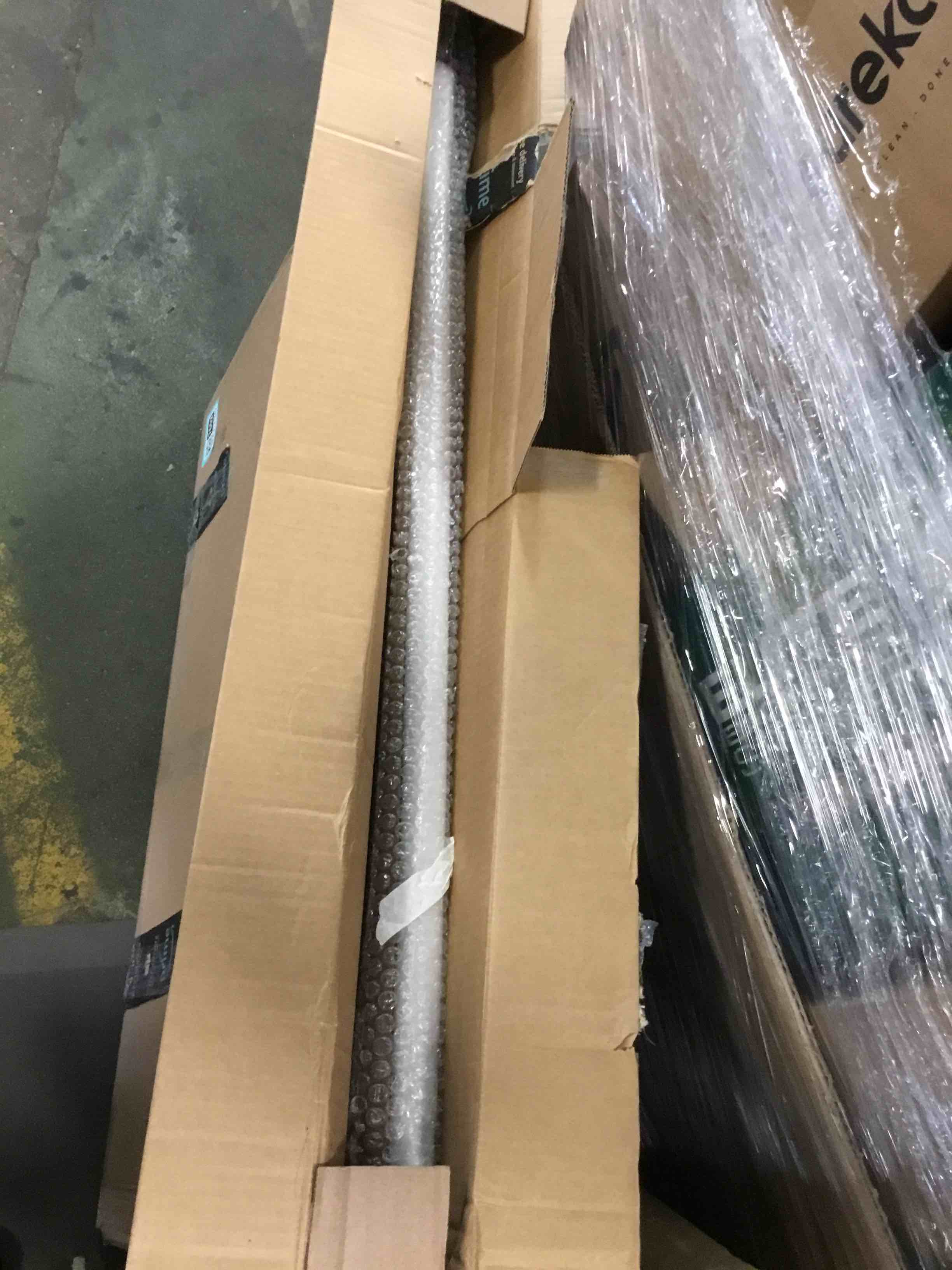 https://s3.amazonaws.com/lotting-images-prod/bidfta/TEA2137652_1745416012057.jpeg
