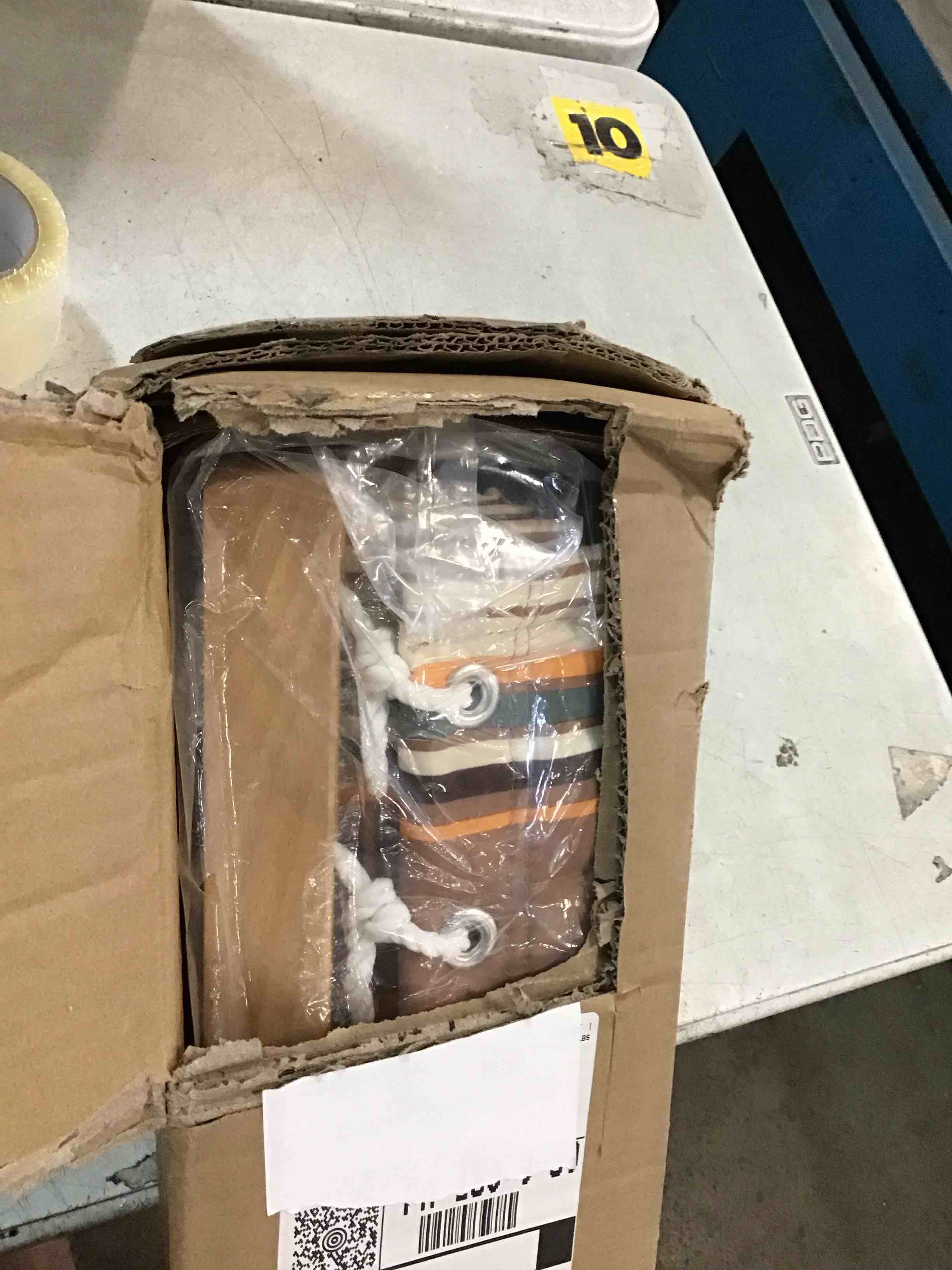 https://s3.amazonaws.com/lotting-images-prod/bidfta/TEA2138197_1750509799944.jpeg