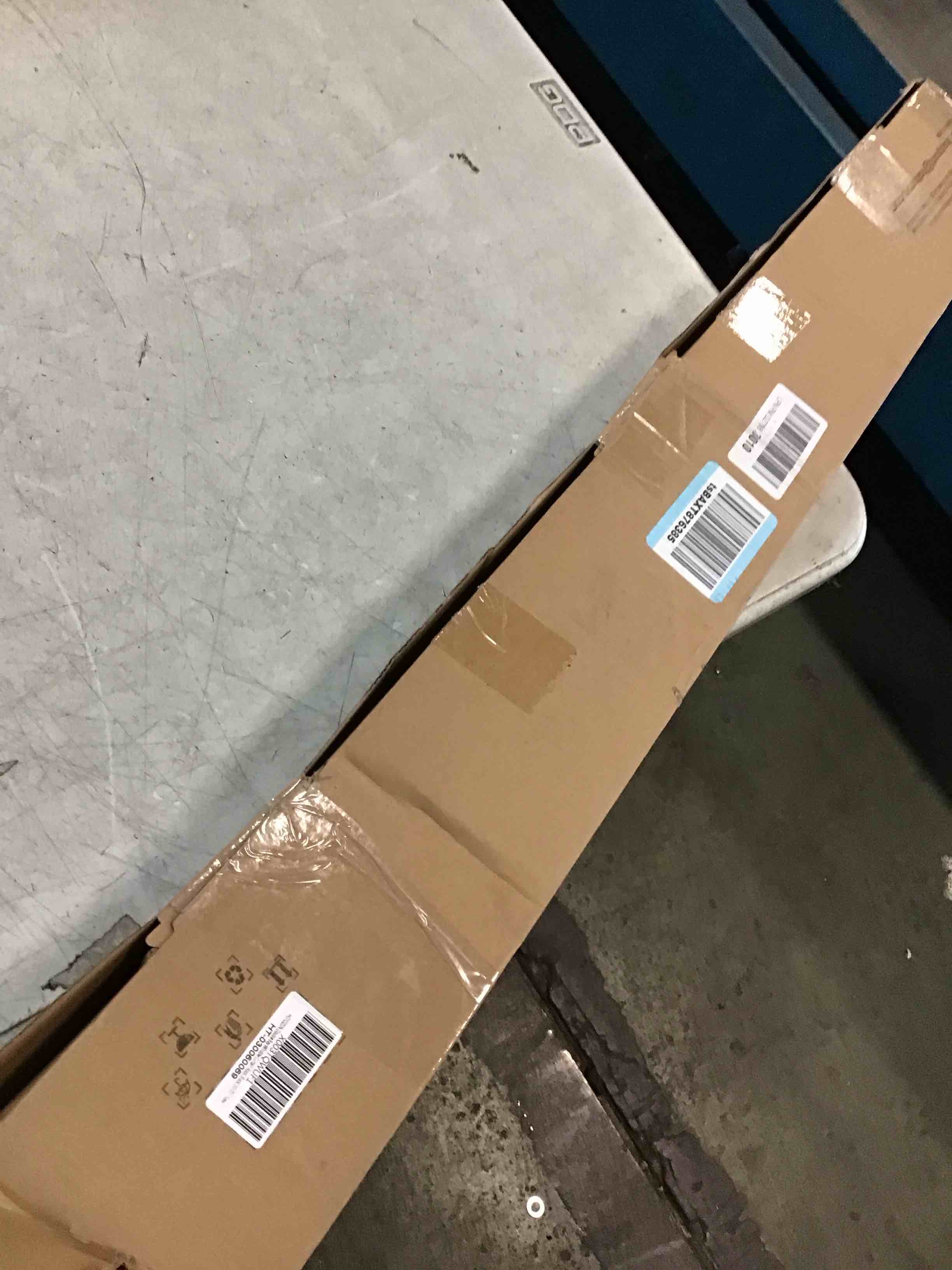 https://s3.amazonaws.com/lotting-images-prod/bidfta/TEA2138200_1750510342342.jpeg